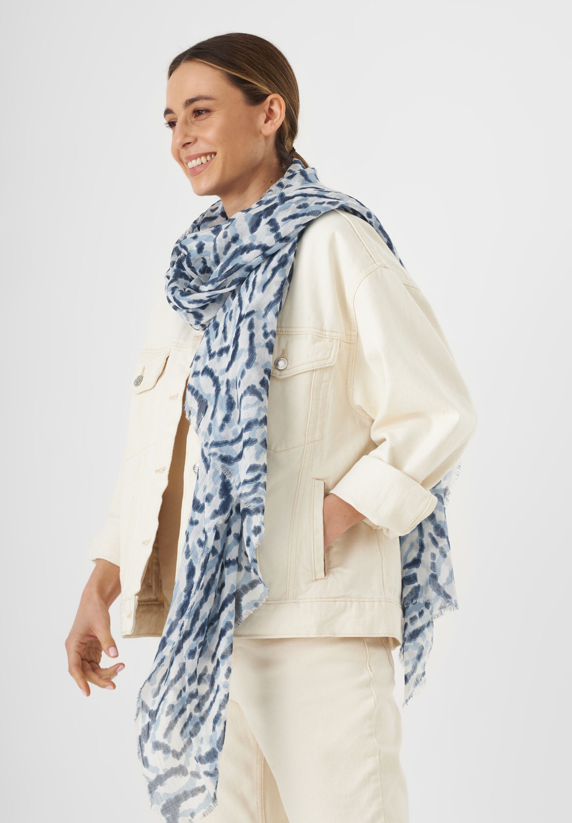 Codello Modeschal, (1-St), mit Tigermuster