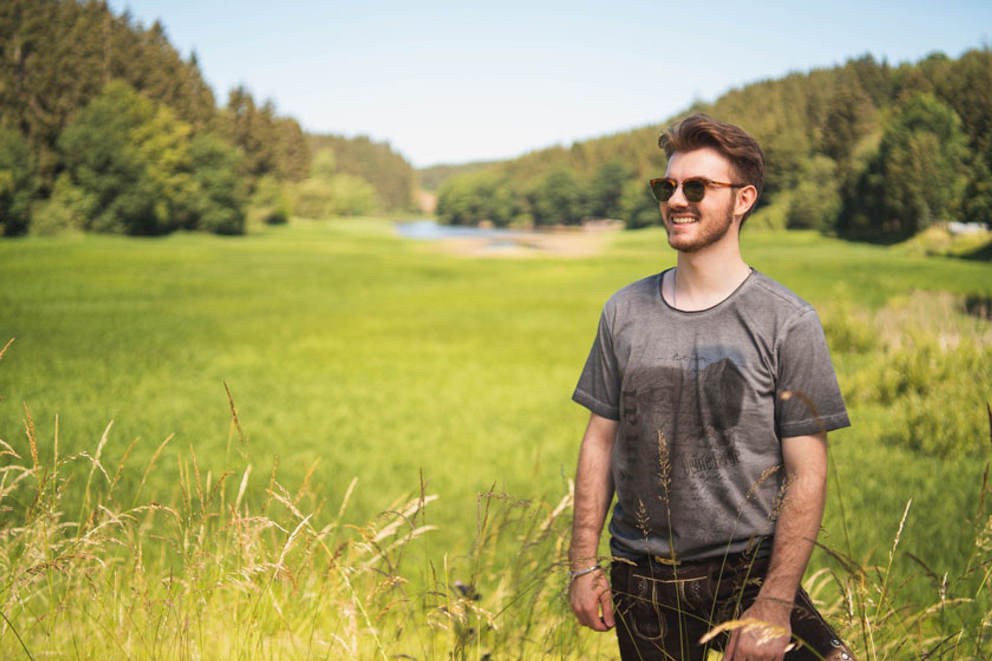 Kurzarm Motivdruck mit anthrazit T-Shirt Praiol Trachtenshirt OS-Trachten