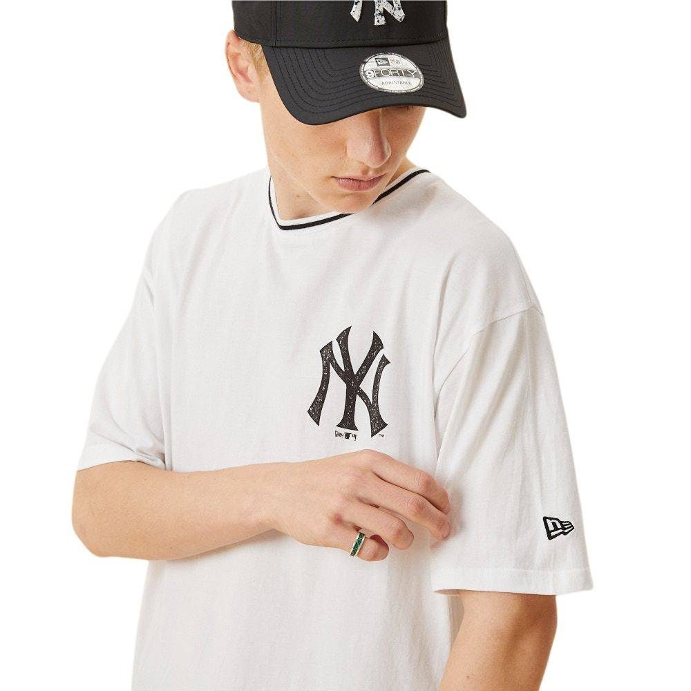 New York Era New Distressed New Era Yankees Graphic T-Shirt T-Shirt