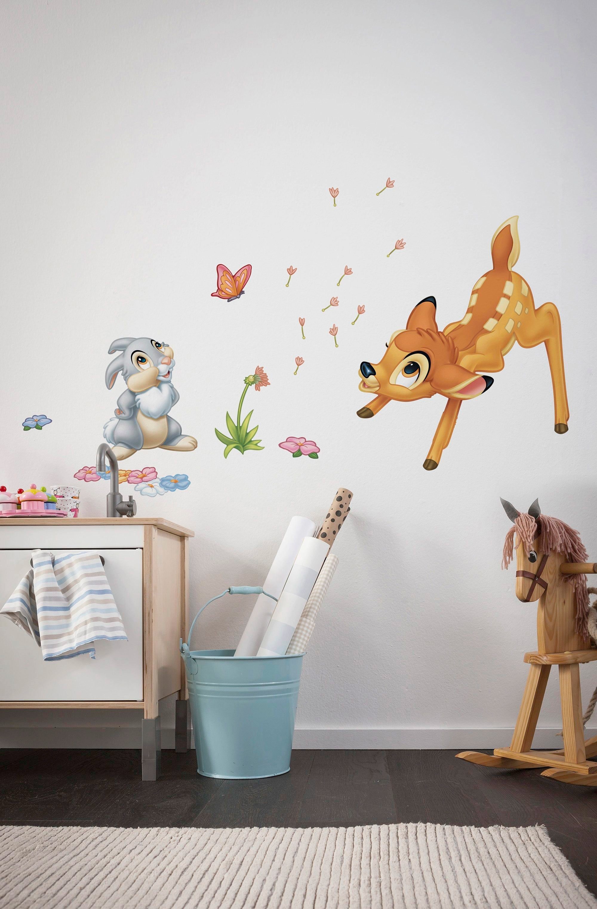 Komar Wandtattoo Bambi - Größe 50 x 70 cm (17 St), selbstklebend, Wandsticker, Kinderzimmer – Bild 2 von 2