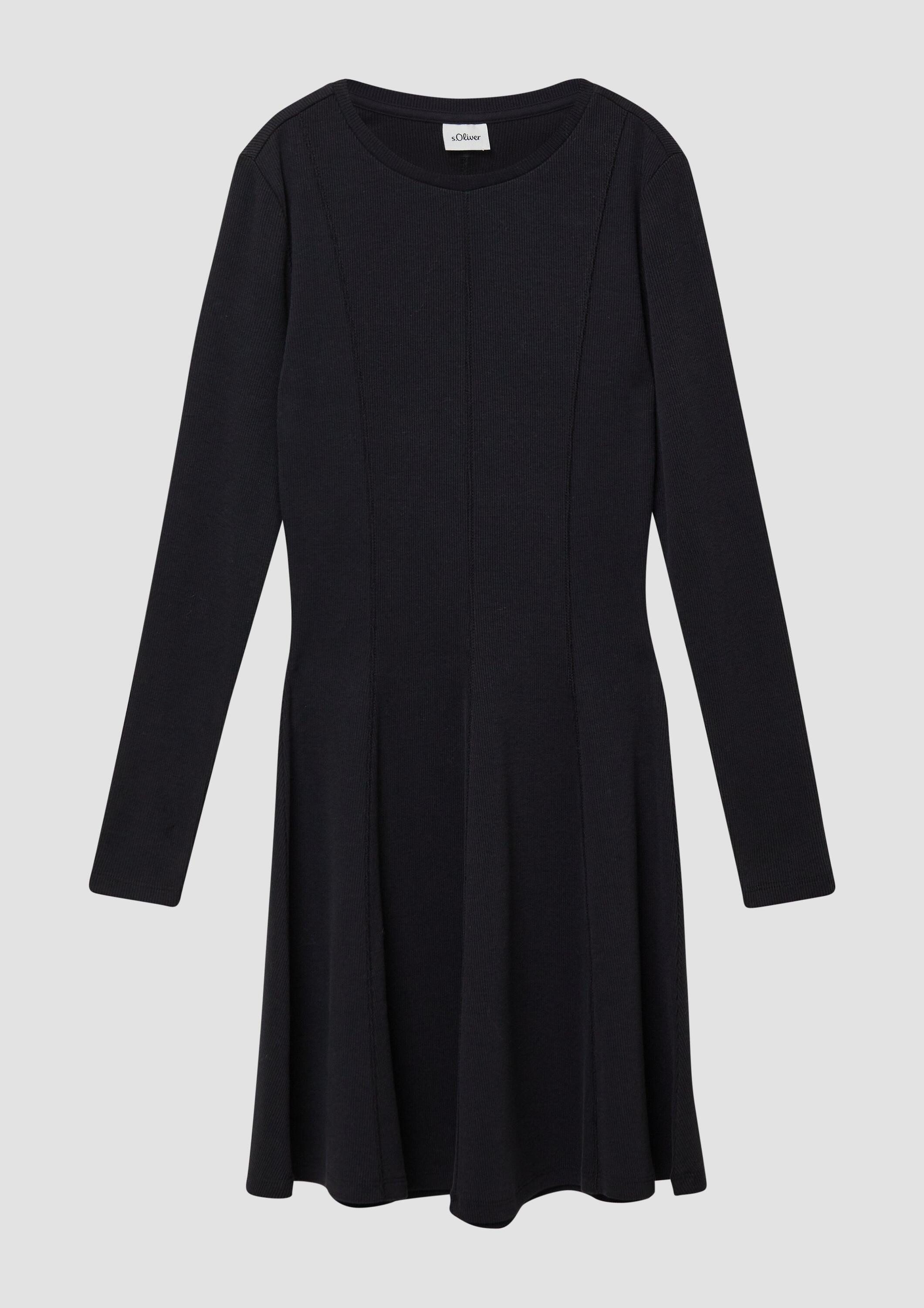 s.Oliver Midikleid Kleid Kurzes Kleid aus Rippware mit Teilungsnähten (1-tlg)
