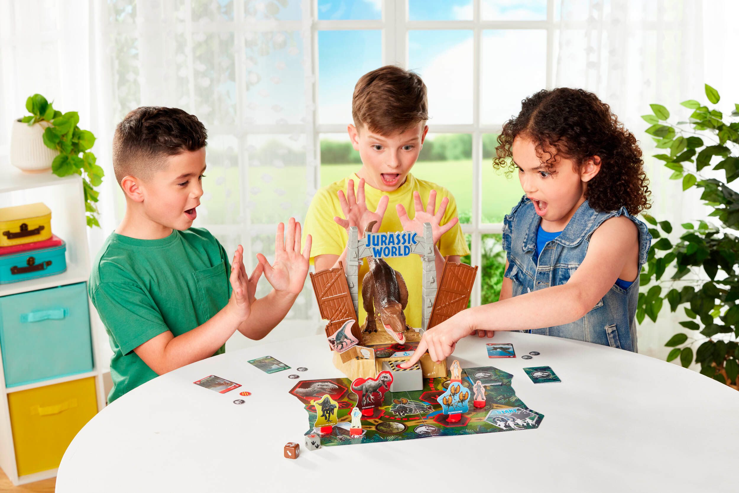 EPOCH Games Spiel Jurassic World - T-Rex Panic, Familienspiel