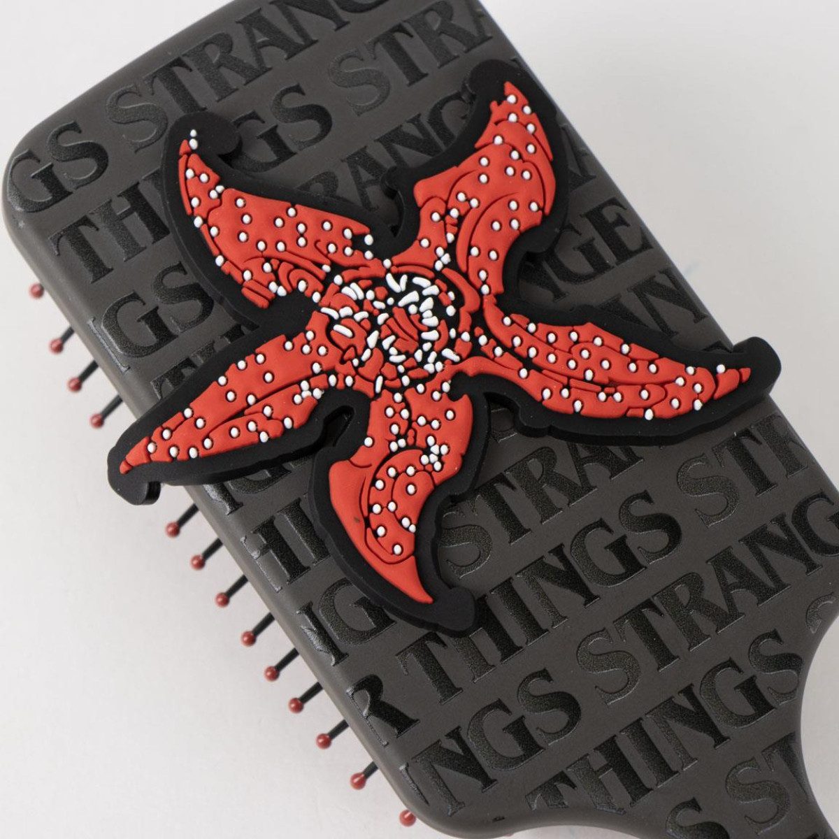 Stranger things Haarbürste Stranger Things rechteckig ABS Material Friseur Haarpflege Bürste