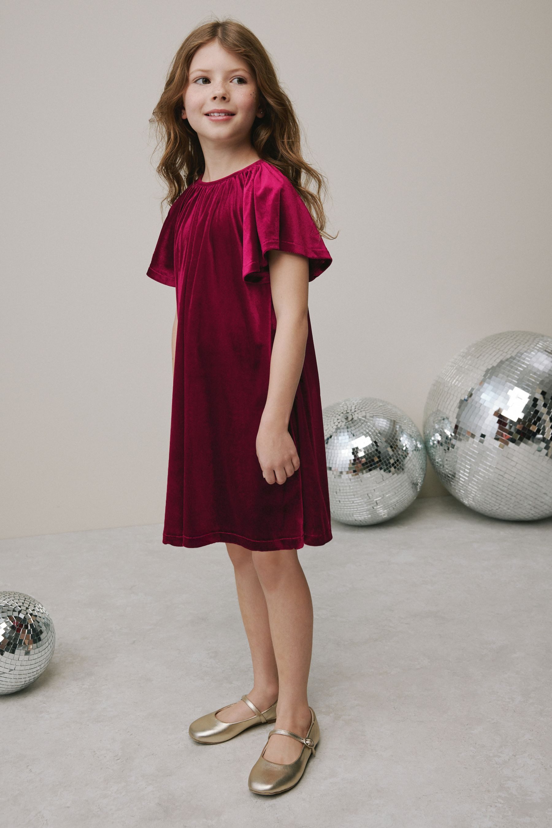 Next Samtkleid Kleid aus Samt (1-tlg)