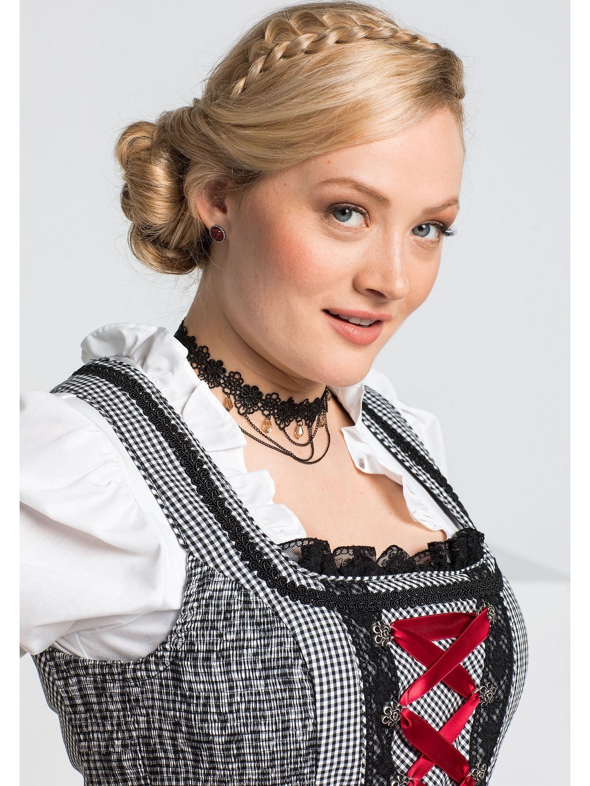 Sheego Kurzarmbluse Große Größen passend zum Dirndel