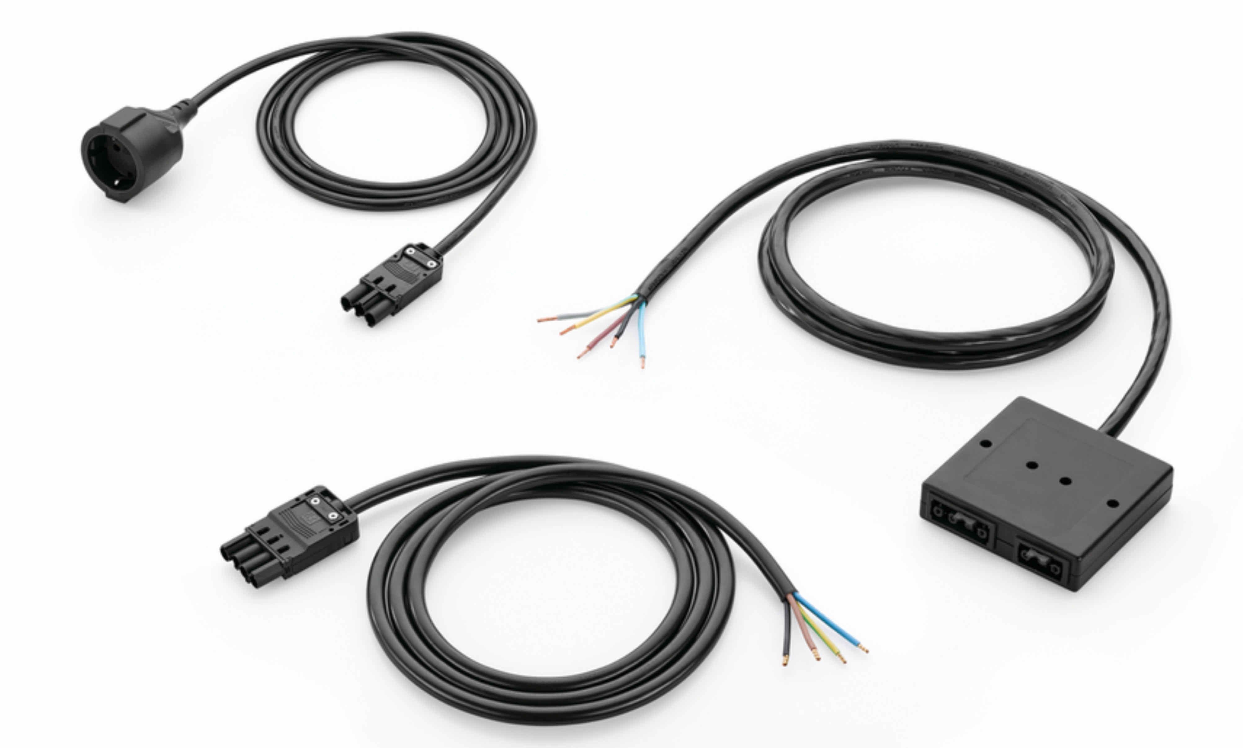 Naber Power Splitter 1 Je 2 M Kabellänge Schwarz
