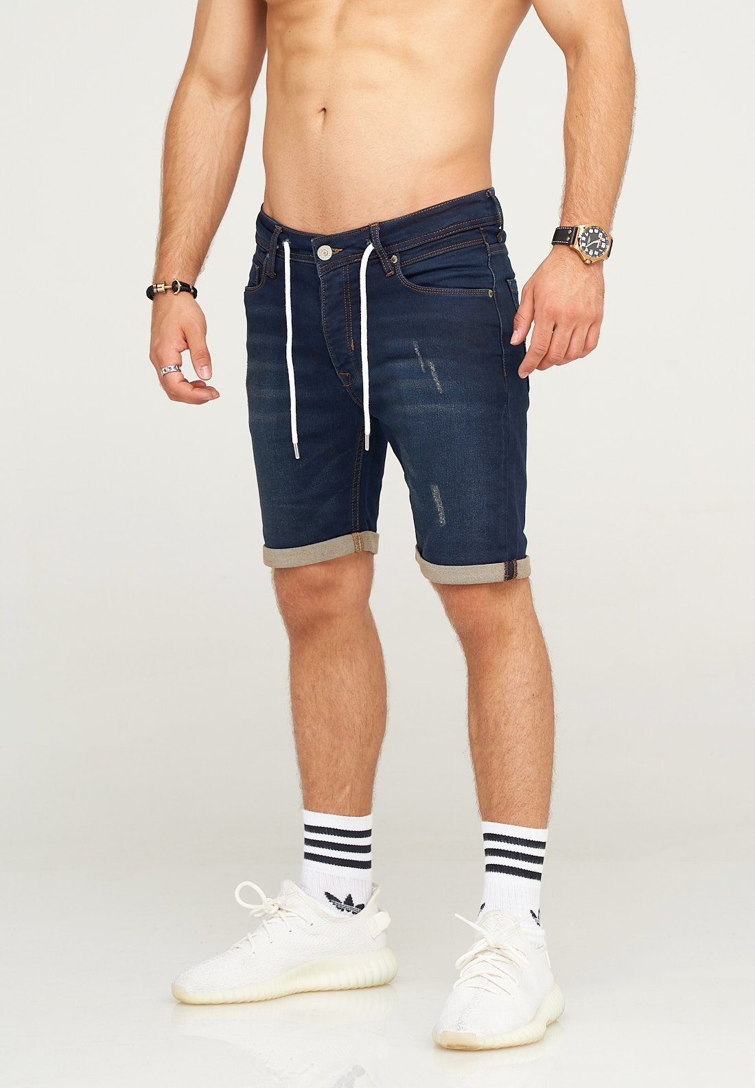 behype Shorts MAKAY im modernen Jogger-Style dunkelblau