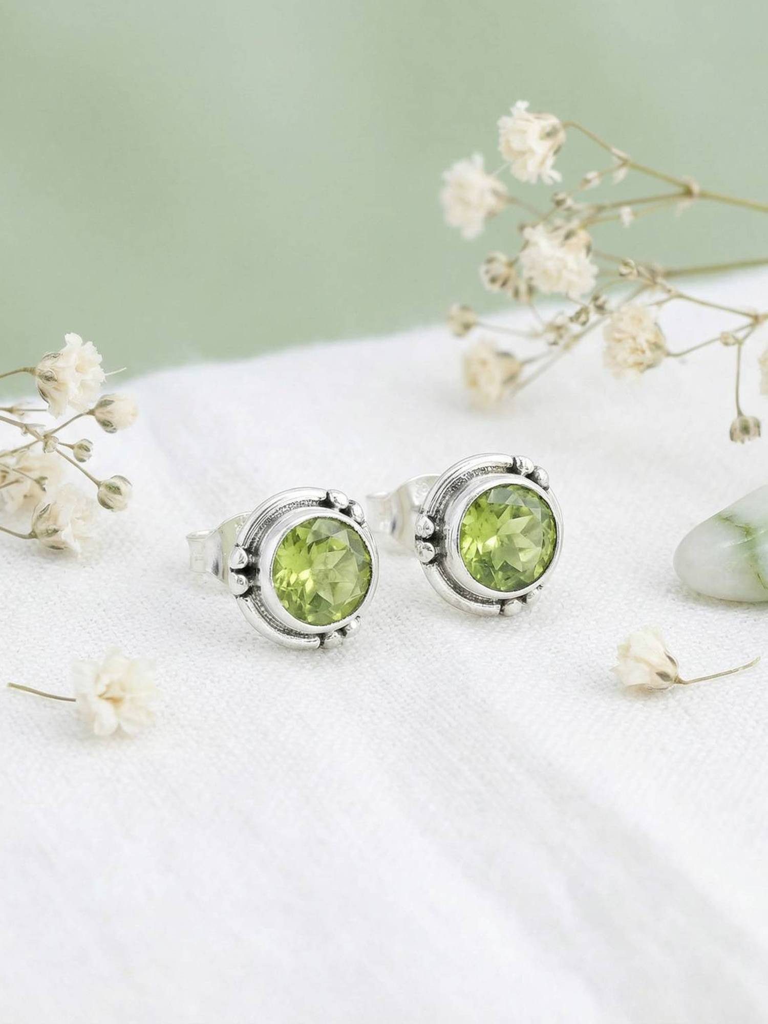 mantraroma Paar Ohrstecker LITANG aus 925 Silber mit Peridot (Paar, Paar Ohrringe mit Schmuckbeutel), 925 Sterling Silber Ohrringe für Damen