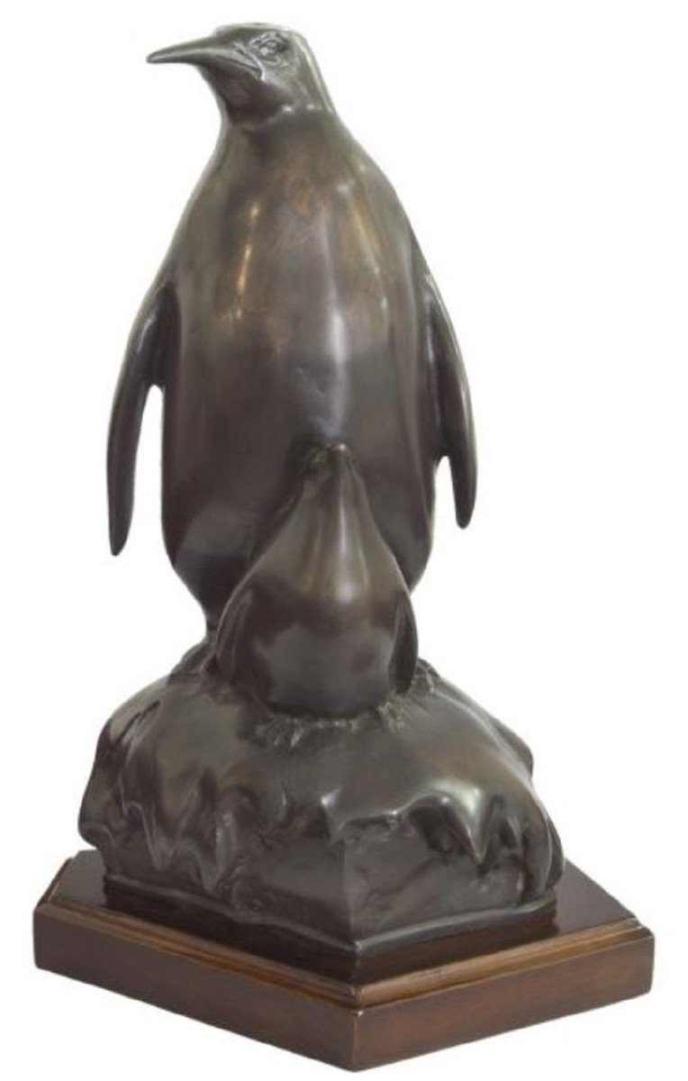 Casa Padrino Dekofigur Bronzefigur Pinguin Mutter mit Kind Bronze / Braun 22 x 15 x H. 33 cm - Luxus Skulptur