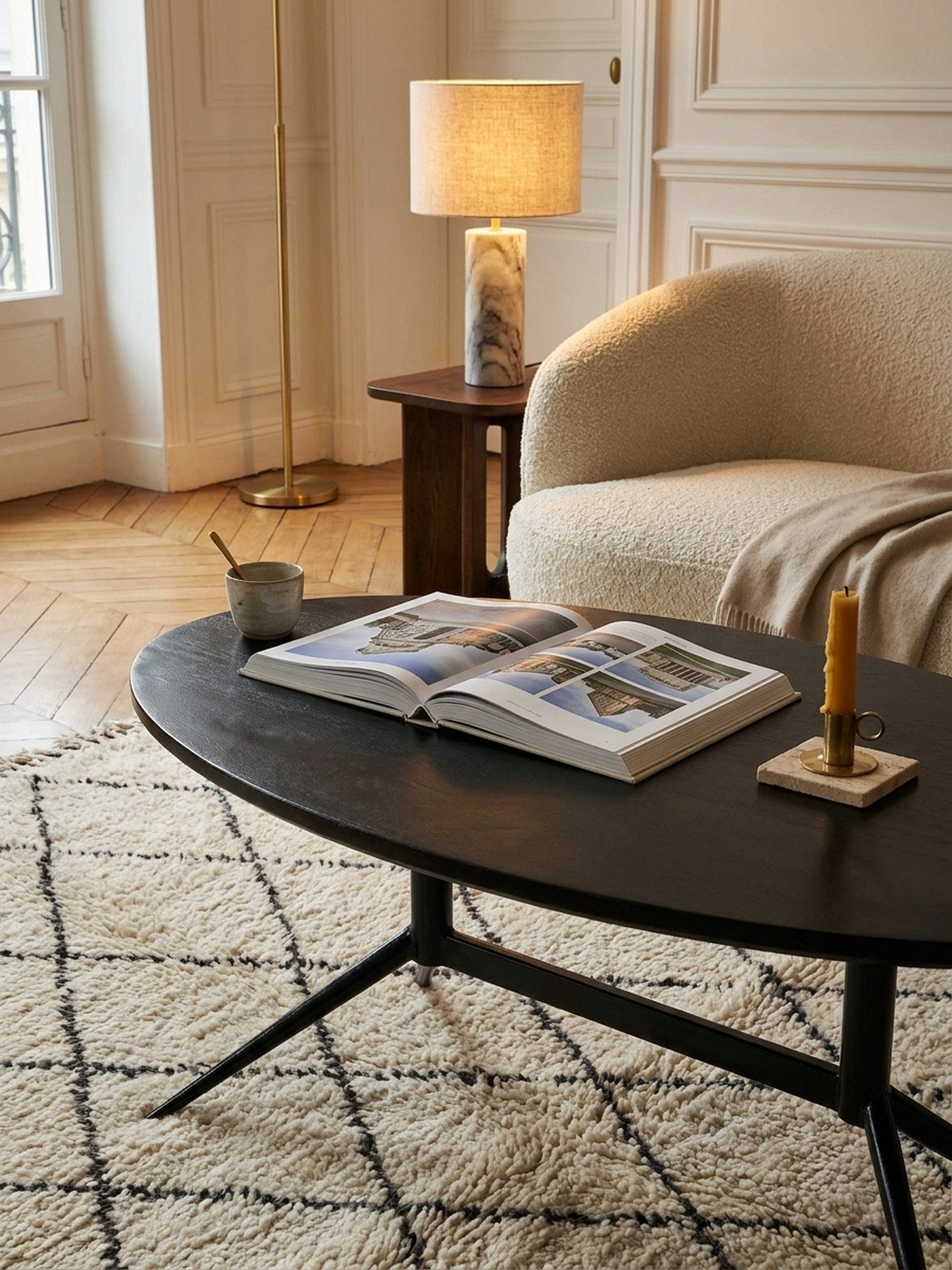 KADIMA DESIGN Couchtisch Couchtisch 90x50x35 cm Mango Massivholz Metall Schwarz Sofatisch Oval (Kaffeetisch Wohnzimmer Modern), Design Wohnzimmertisch mit natürlicher Holzmaserung