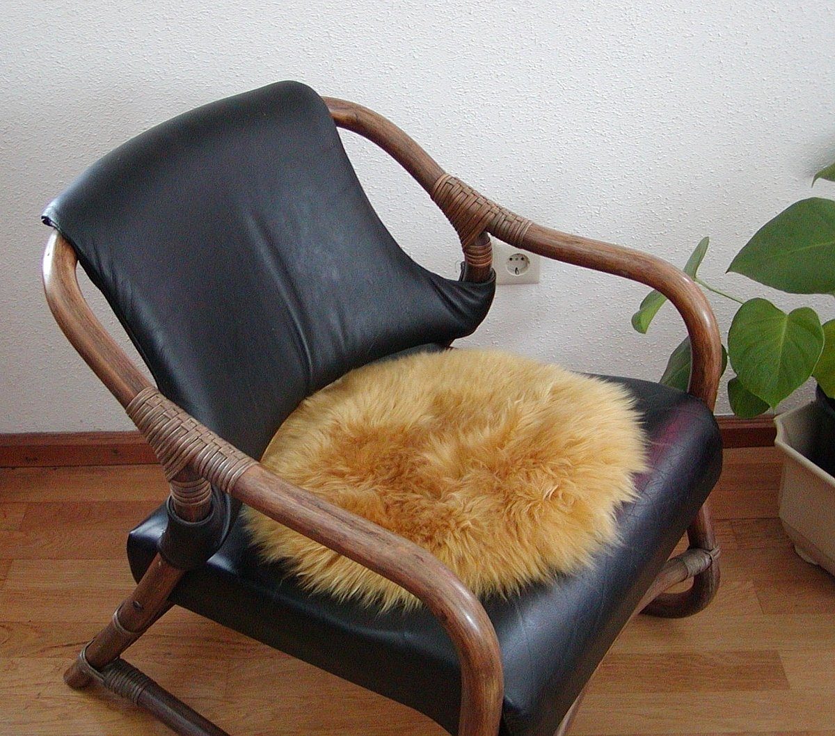 Kissenbezug runde Sitzauflage aus australischen Lammfellen ocker, Ø ca. 45 cm, Ensuite
