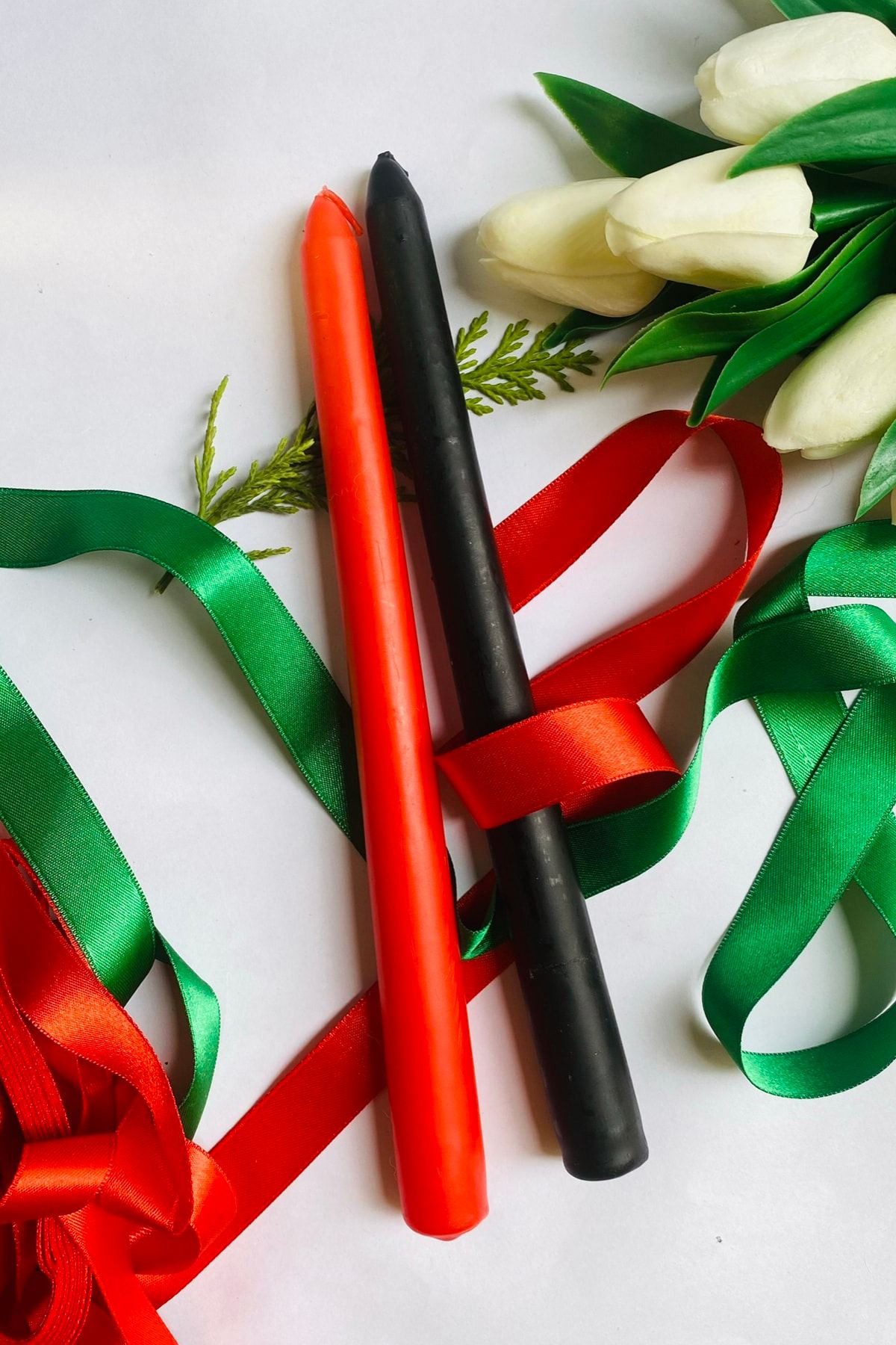 Conceptum Hypnose Tafelkerze Christmas (Set, 2-tlg., 2 Kerze), 2er Premium Tafelkerzen Set, 25cm, Elegante Deko in vielen Farben