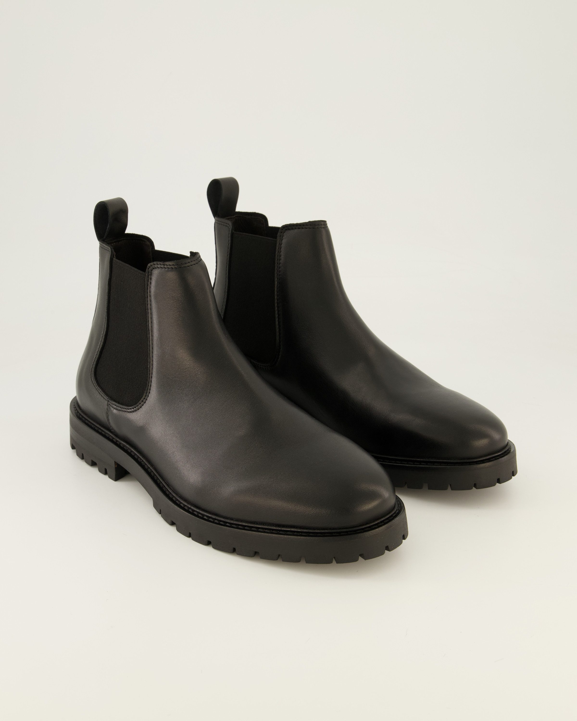 3857 Stiefelette