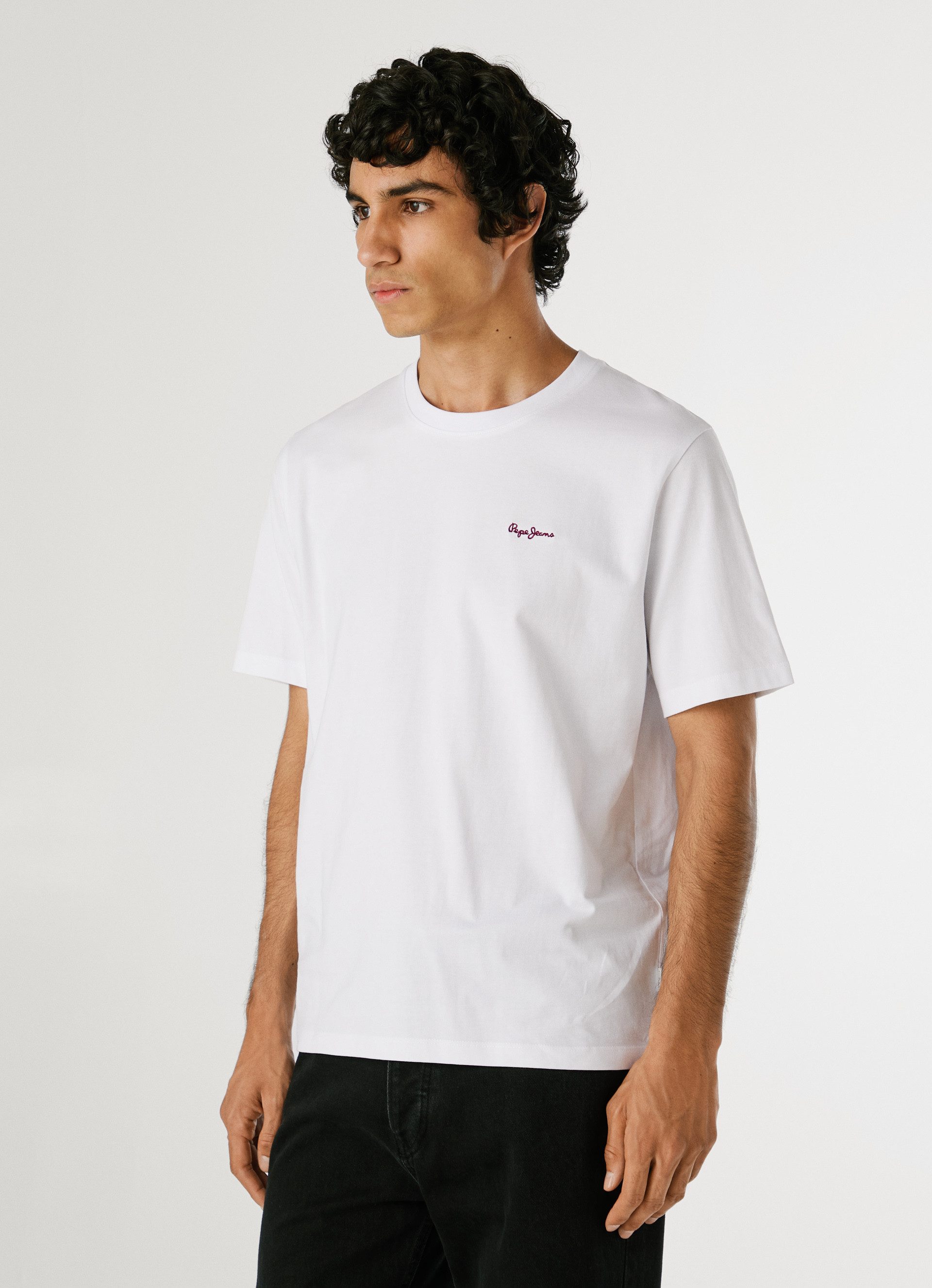 Pepe Jeans T-Shirt CONTRAST CONNOR mit Rundhals und gesticktem Logo günstig online kaufen