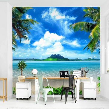 Bilderdepot24 Fototapete Strand & Meer Karbik Strand Insel Palmen Natur Landschaft Maritim, Glatt, Matt, (Vliestapete inkl. Kleister oder selbstklebend), Wohnzimmer Schlafzimmer Küche Flur Motivtapete Vliestapete Wandtapete