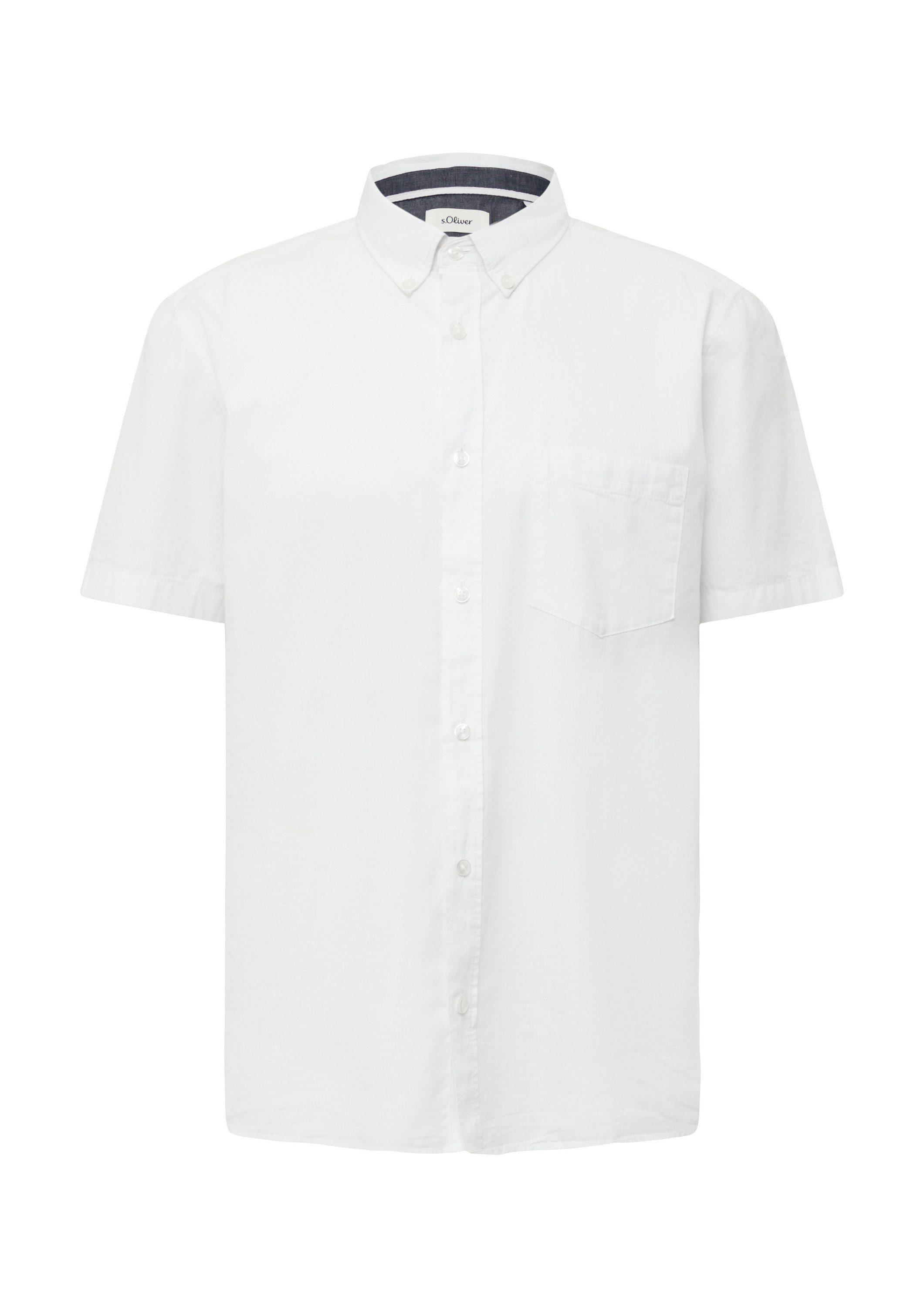 s.Oliver Kurzarmhemd Hemd Regular Fit: Kurzarmhemd mit Struktur-Streifen und Button-Down-Kragen