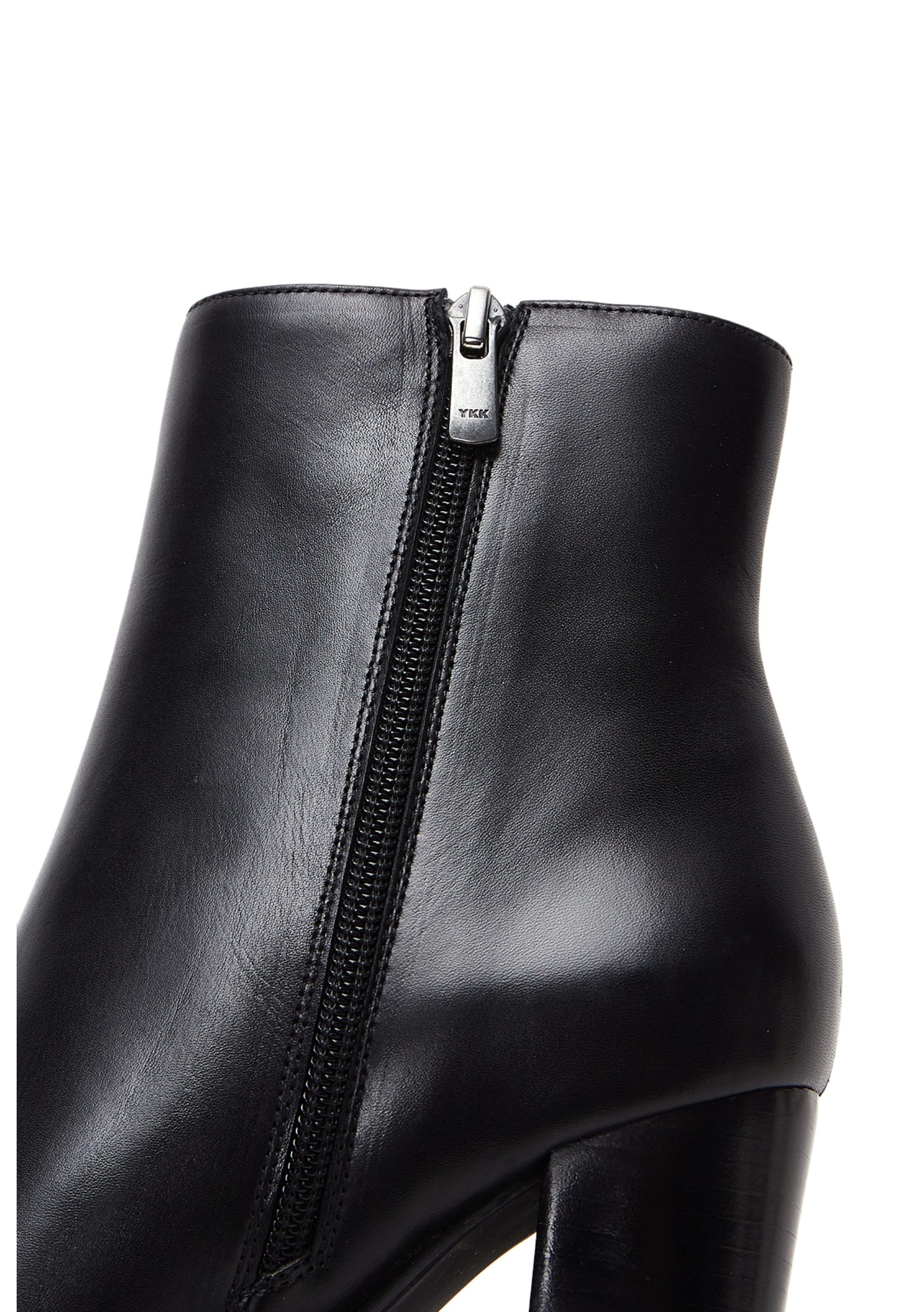 Derimod Absatz-Stiefeletten aus Leder Ankleboots