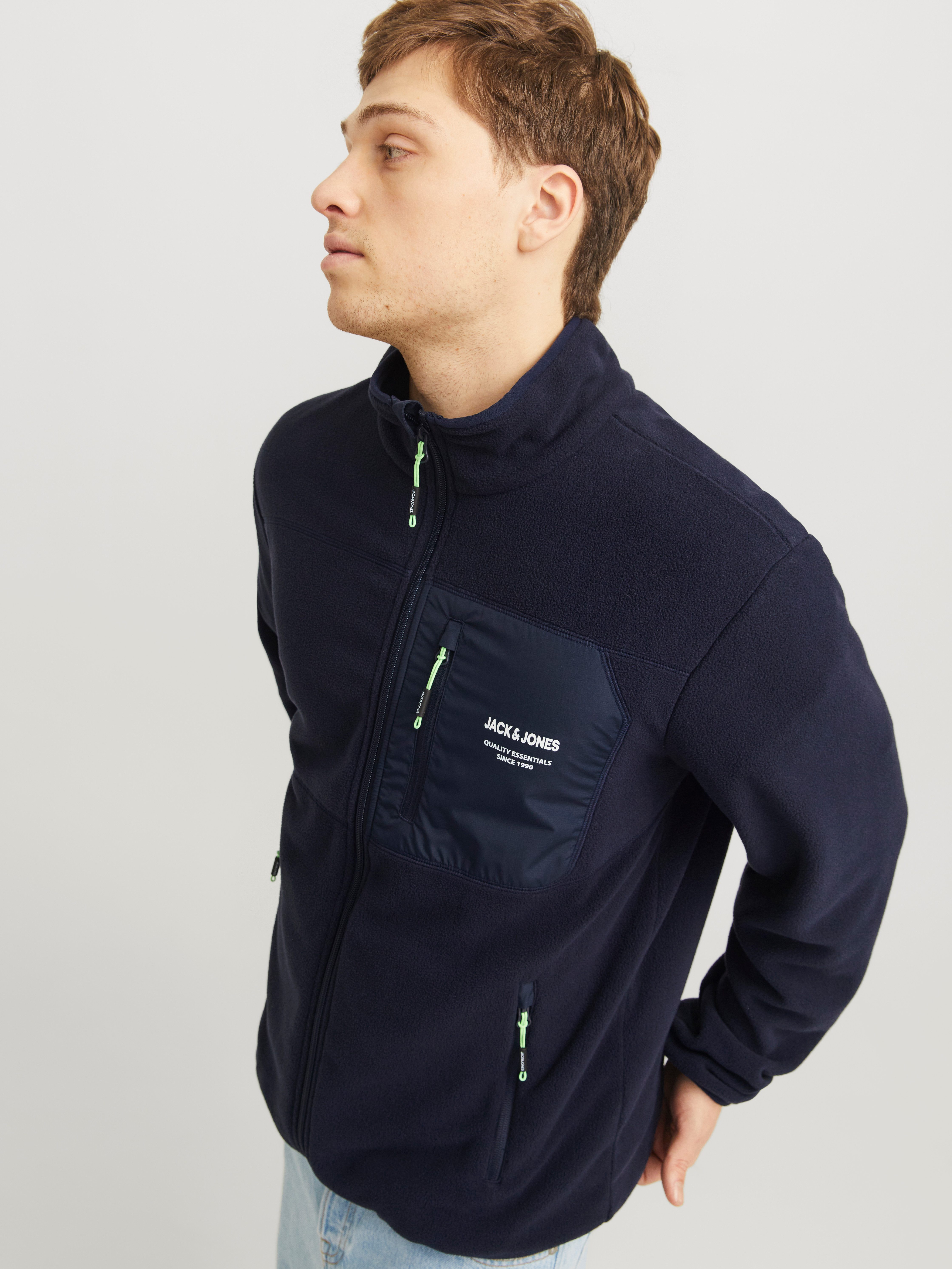 Jack & Jones Outdoorjacke JJTHEO – Fleecejacke mit Stehkragen und Logoprint günstig online kaufen