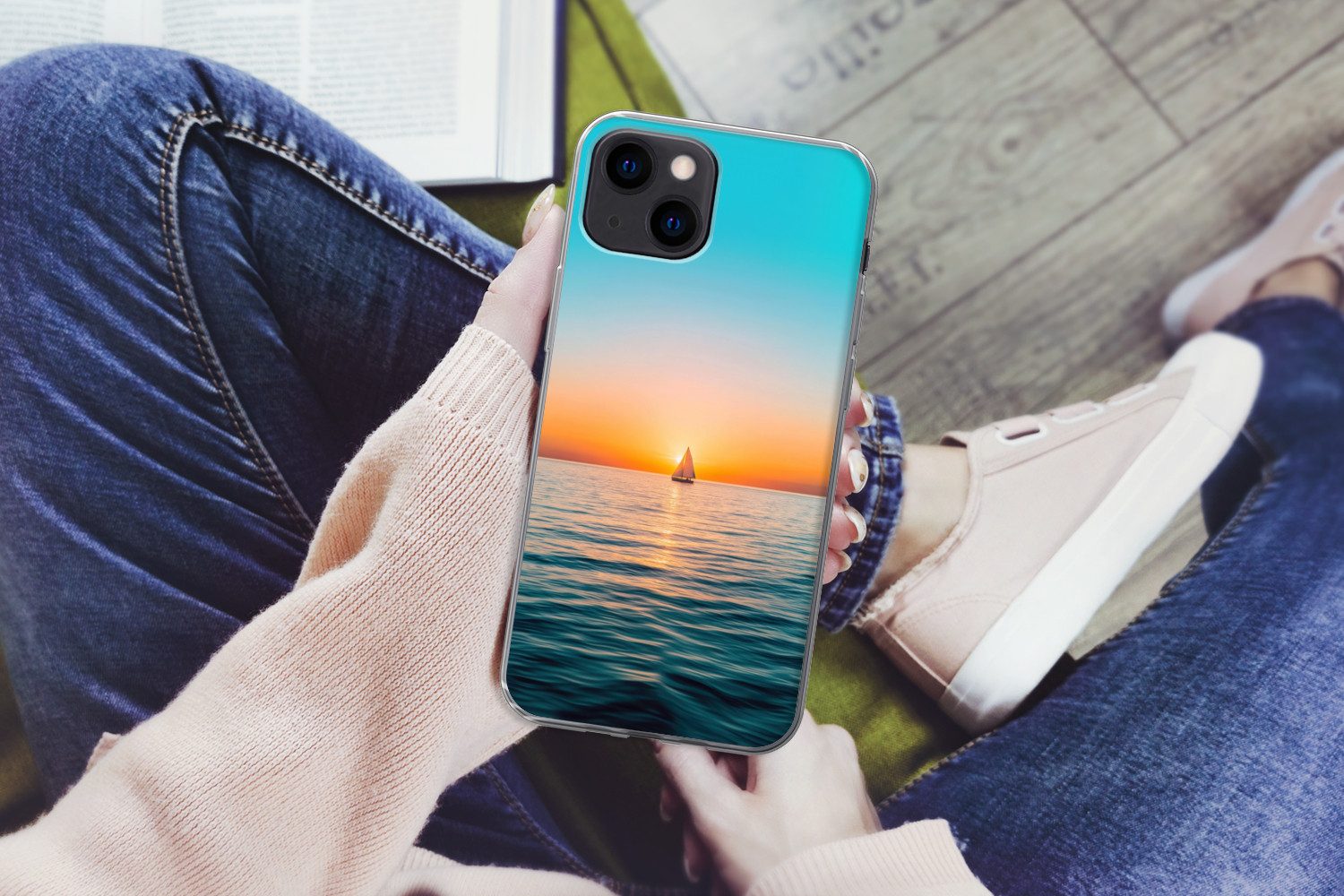 MuchoWow Handyhülle für Apple iPhone 13 Meer - Segelboot - Sonnenuntergang, Smartphone-Bumper, Print, Handy Schutzhülle Dünn