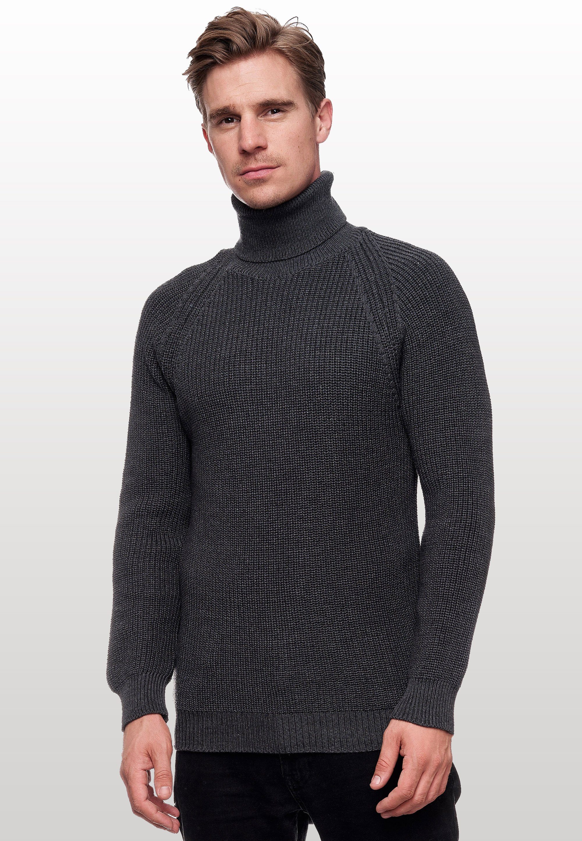 Rollkragenpullover