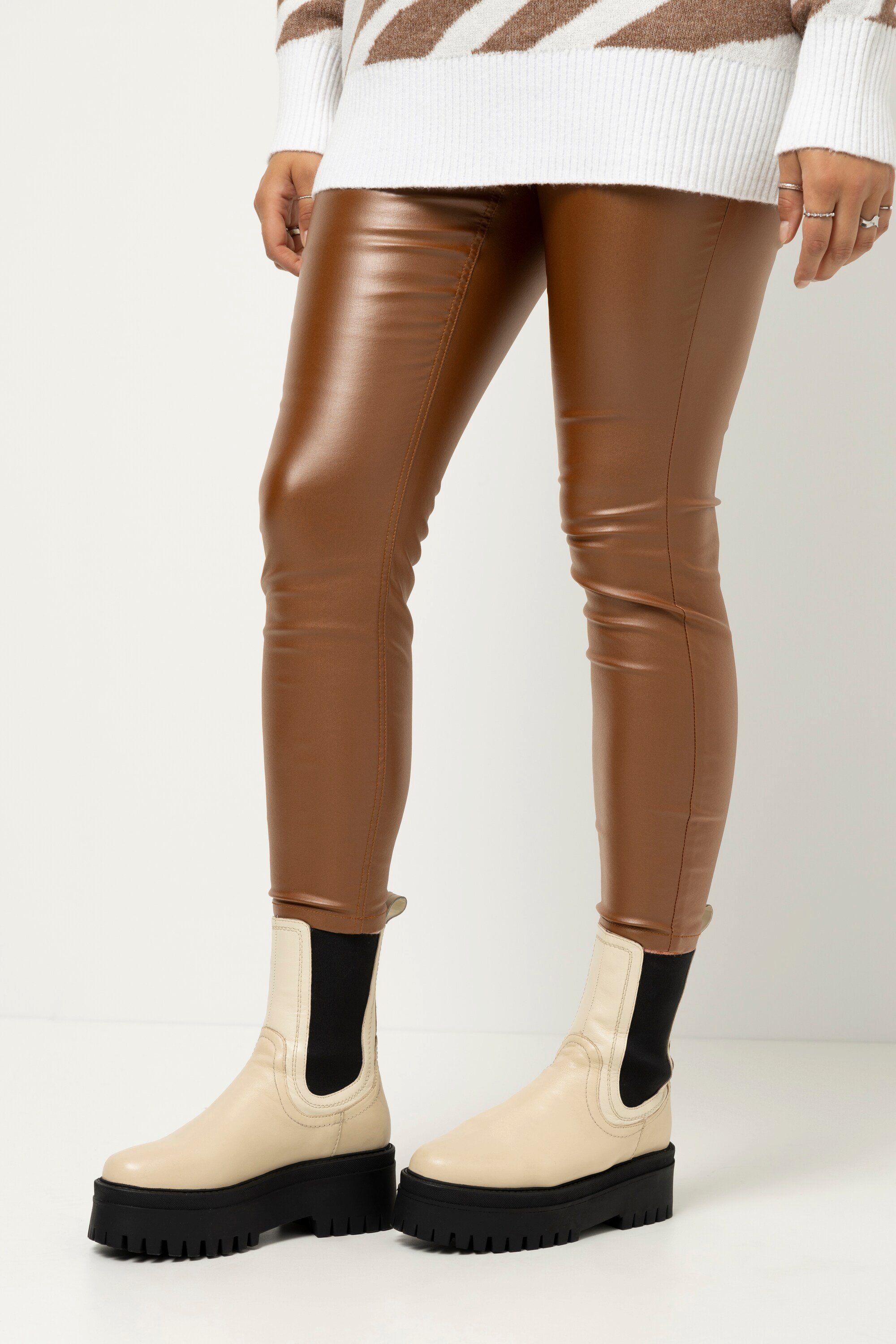 Studio Untold Funktionshose Skinny Jeans schmal geschnitten 5-Pocket cognac