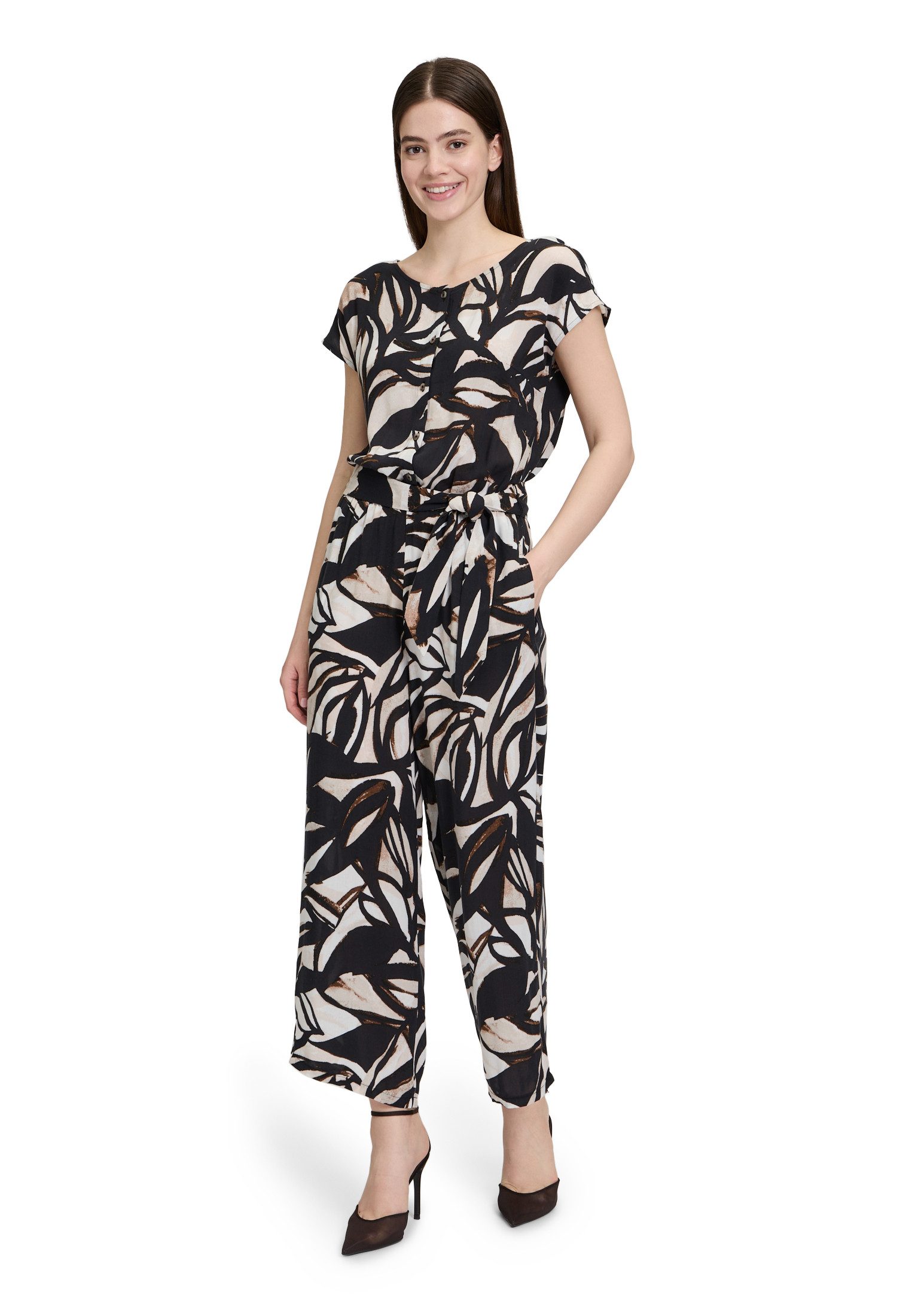 Betty&Co Overall Damen Jumpsuit mit U-Boot-Ausschnitt (1-tlg) Nahtführung günstig online kaufen