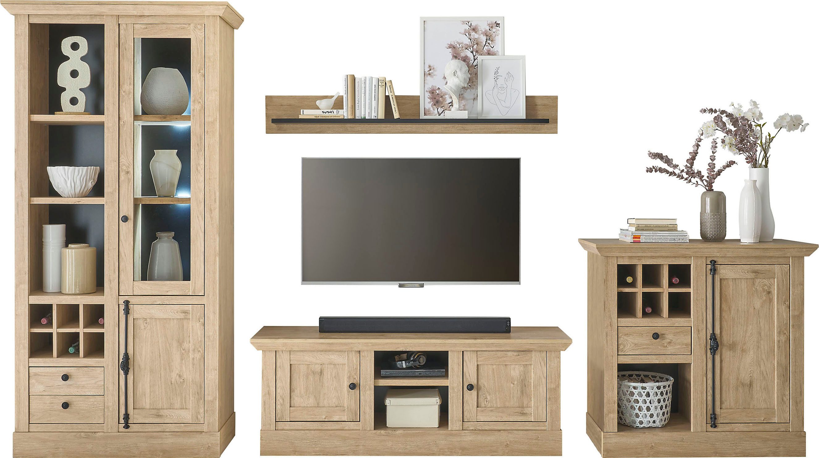 Home affaire Wohnwand Cornwall, Anbauwand im Landhausstil, Wohnzimmer-Set, Eiche Dekor, (Set, 4-St), enthält Vitrine, Lowboard, Kommode, Wandboard, 382 cm breit
