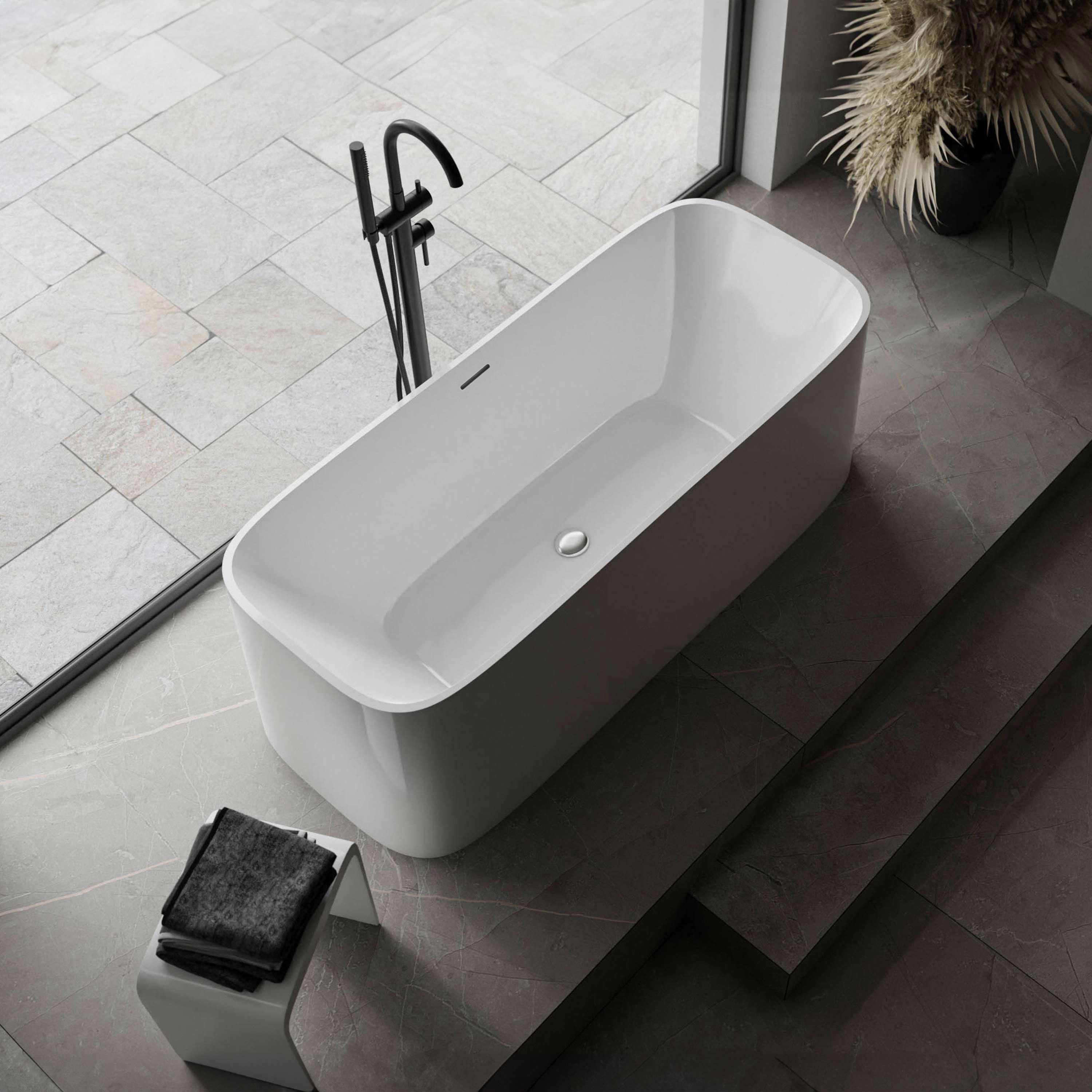 Badewanne RIVA 2.0