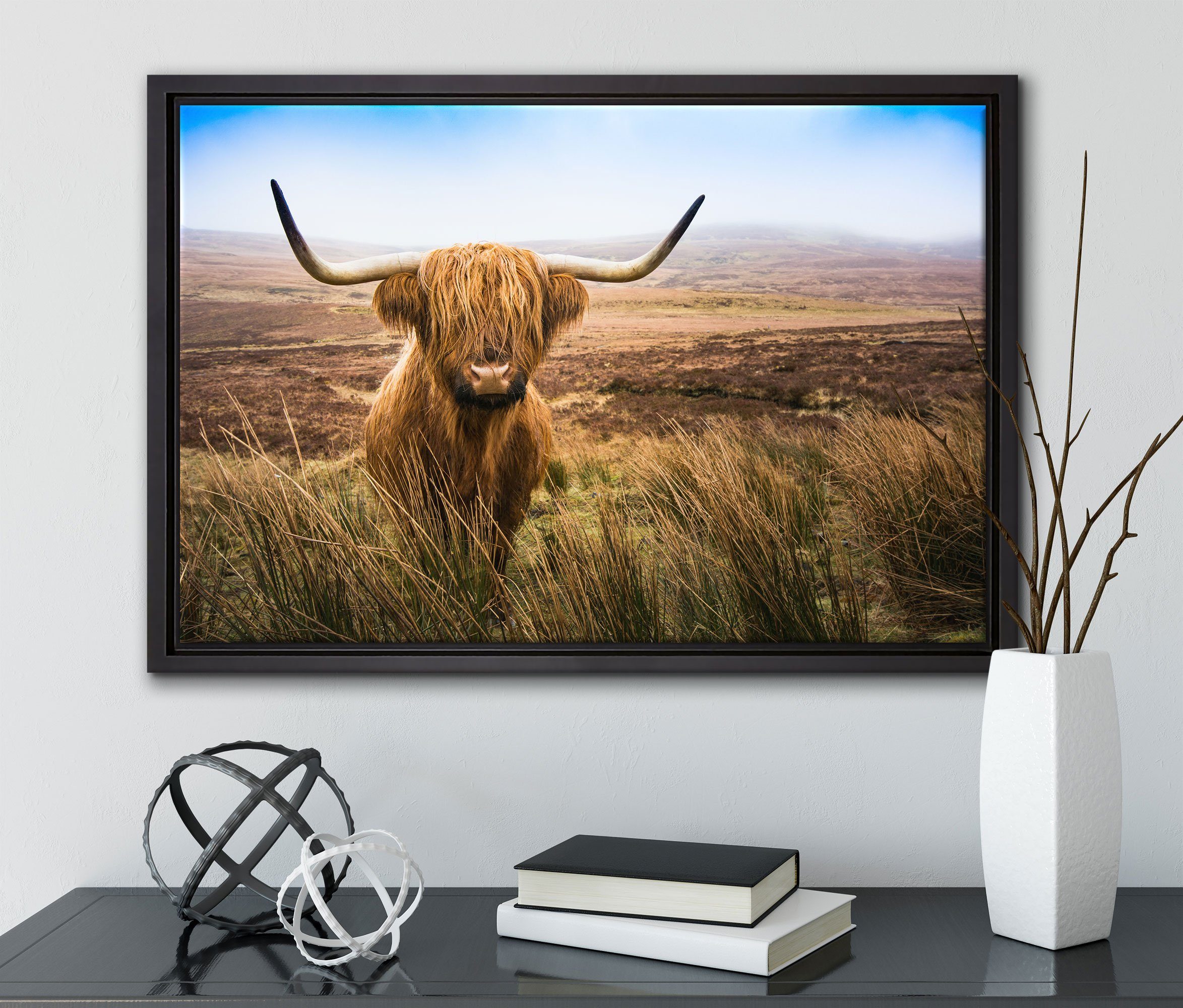 bespannt, Steppe, Leinwandbild in (1 großen St), einem Highland Hörnern Zackenaufhänger Pixxprint mit Leinwandbild gefasst, fertig Wanddekoration Rind inkl. Schattenfugen-Bilderrahmen