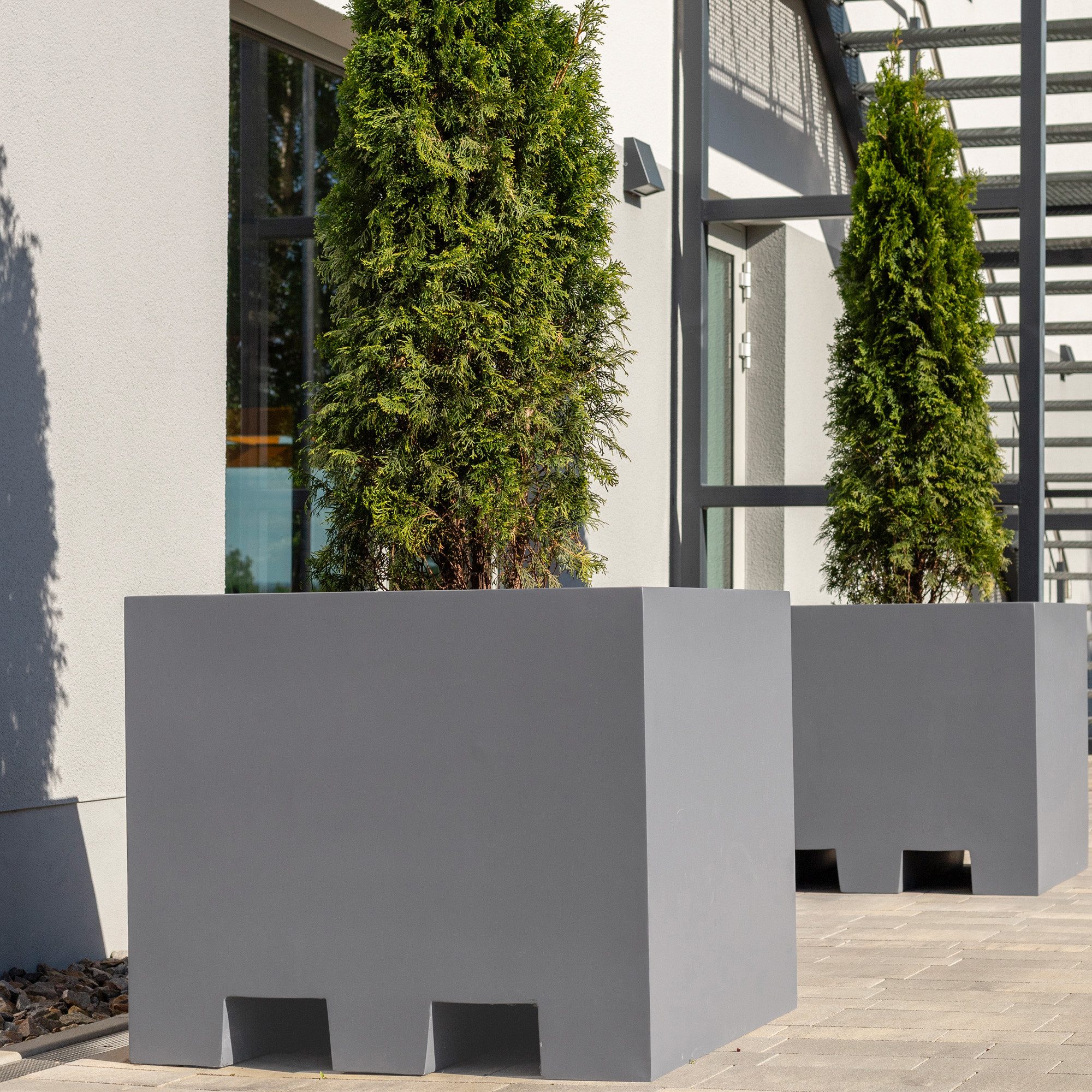 Pflanzwerk® Pflanzkübel Pflanzkübel XXL CUBE - (Grau) - 85cm x 100cm x 100cm, Lotus-Effekt - Handgefertigt - Eckig - Frostbeständig