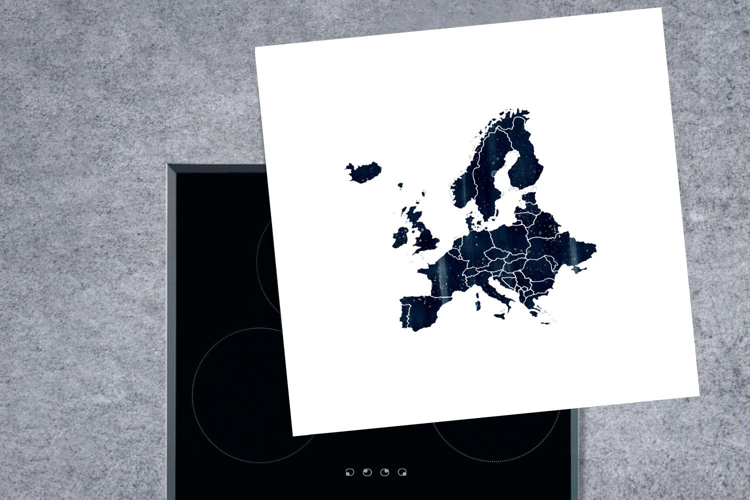 78x78 Herdblende-/Abdeckplatte Europa Arbeitsplatte Ceranfeldabdeckung, cm, tlg), küche MuchoWow und für Schwarz Weiß, (1 - Vinyl, Karte