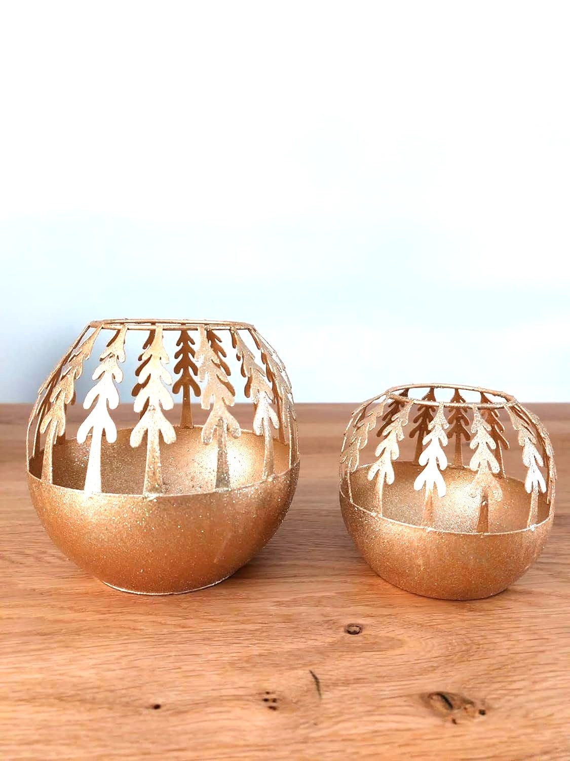 Vosteen Teelichthalter Weihnachtsdekoration, runde goldene Windlichter im Set, groß und klein (Spar Set, 2 Stück, groß und klein, 2er Set), aus Metall, mit Glitzer, Tannenbaum, Christbaum