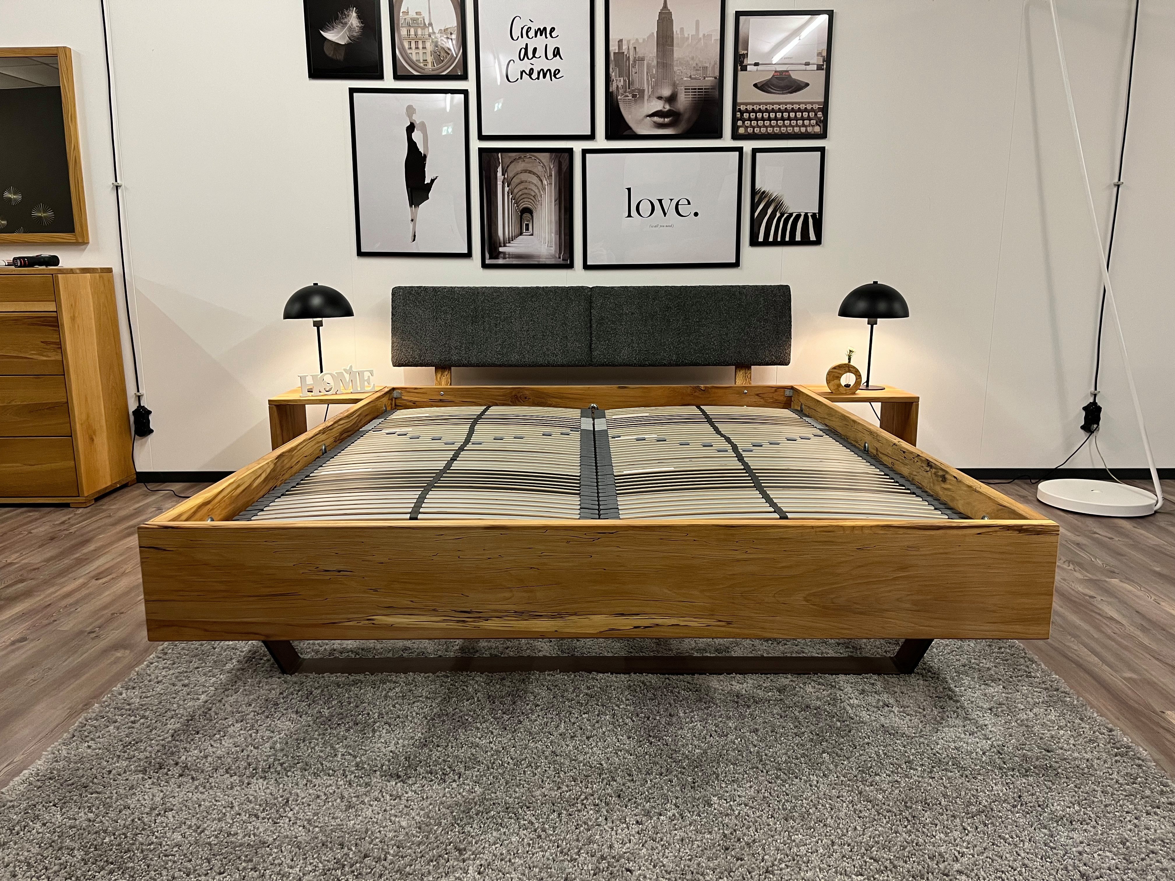 Möbel Specht Massivholzbett Tore Soft (Kufenbett, bis 300x220cm Liegefläche), gepolstertes Kopfteil