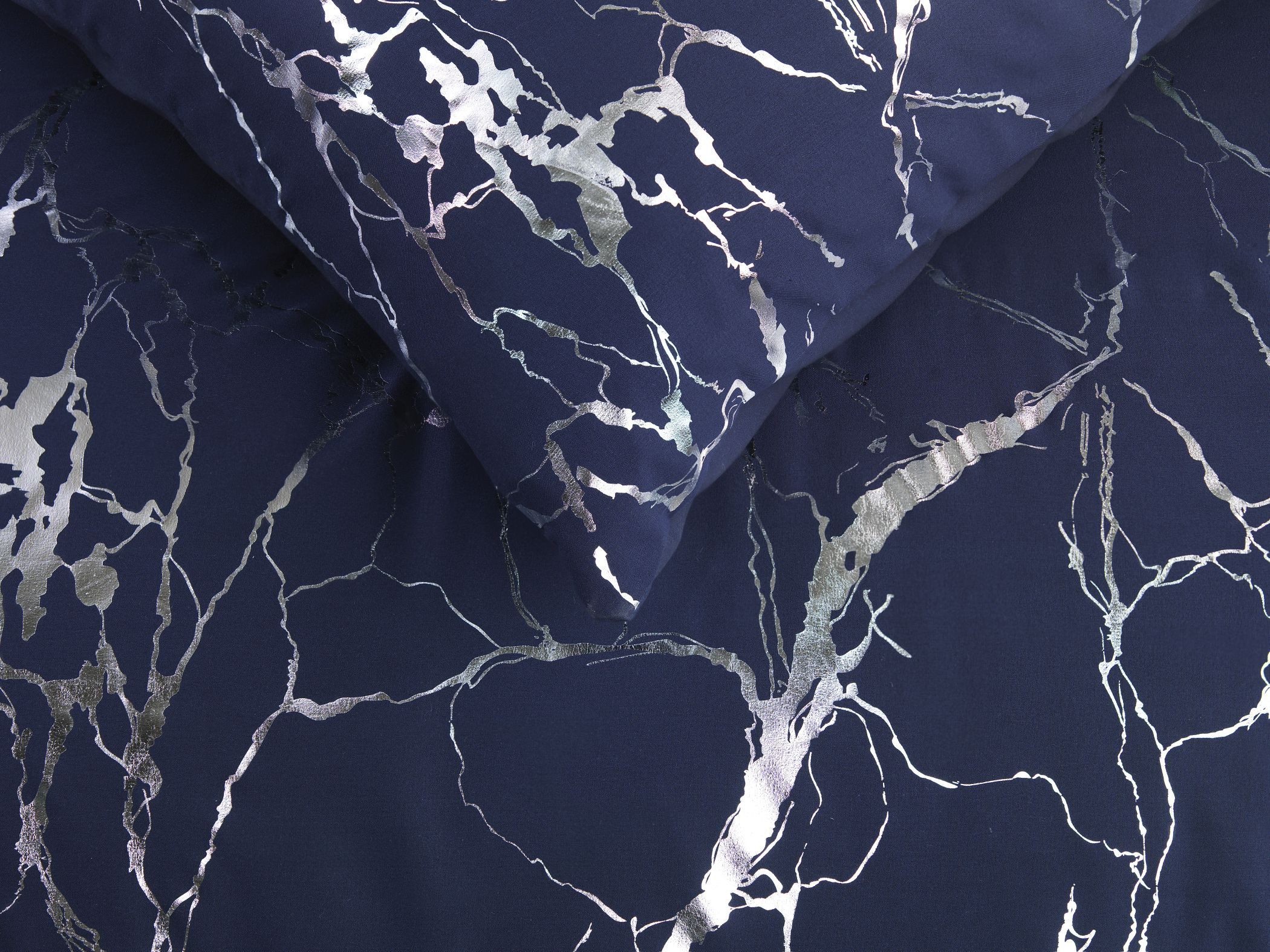 stofftraum Bettwäsche Set Mikrofaser 135x200 Design metallic print Marble Silber mitternach, Mikrofaser, 2 teilig, Sommer Geschenke Idee Frauen Männer weich sal – Bild 3 von 3