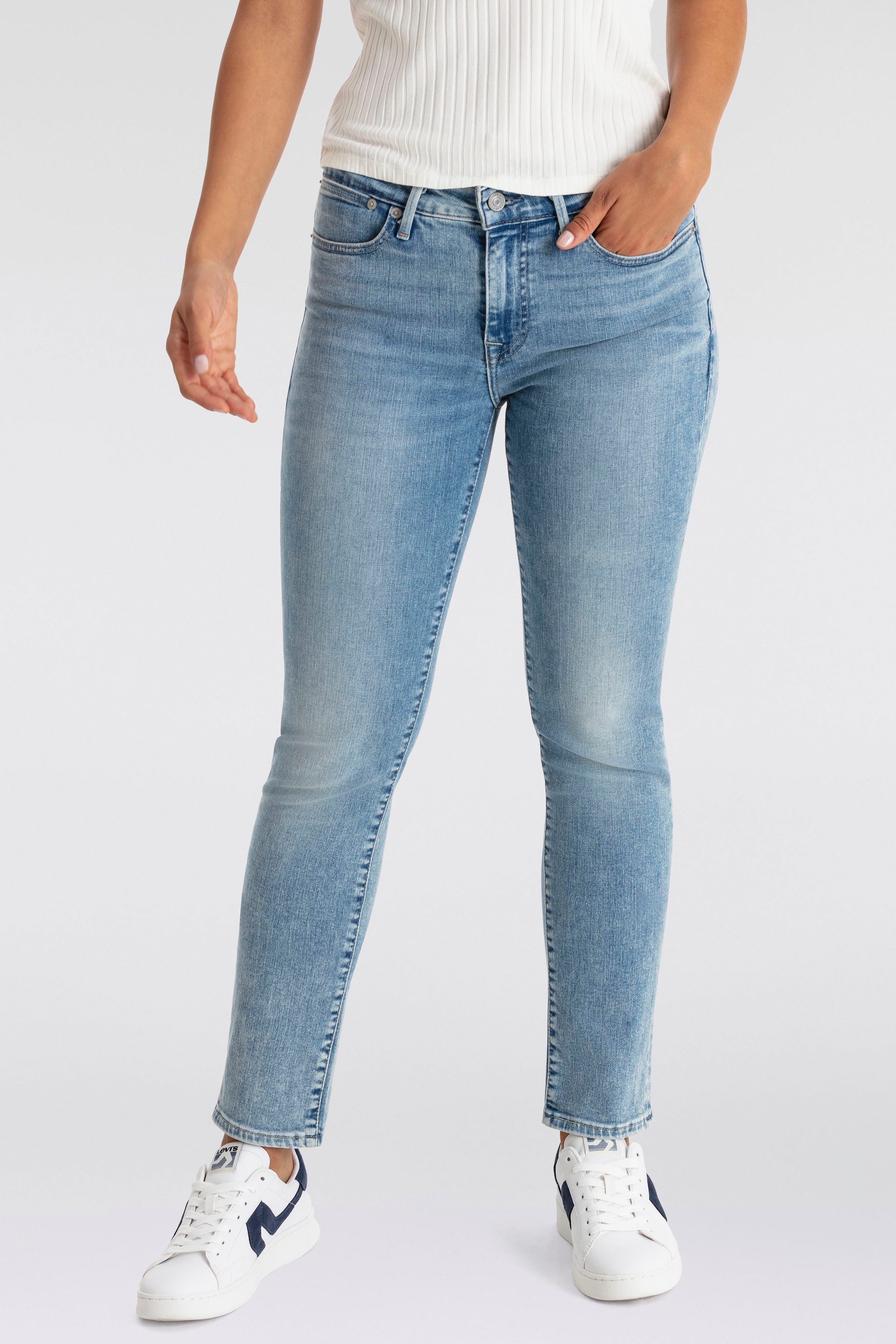 Levis 712 Slim Damen