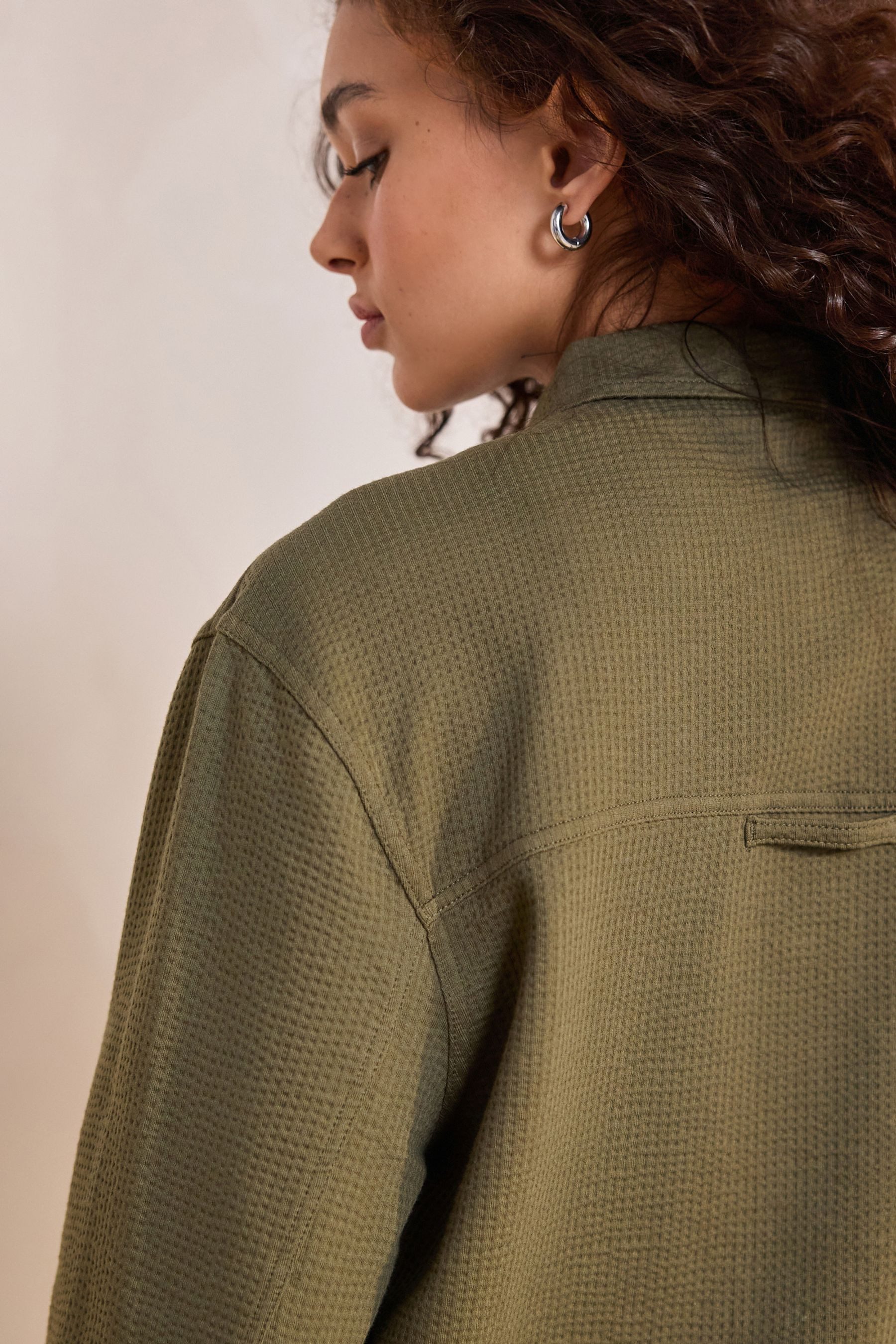 Next Hemdjacke Leichte, geknöpfte Seersucker-Jacke (1-St) günstig online kaufen