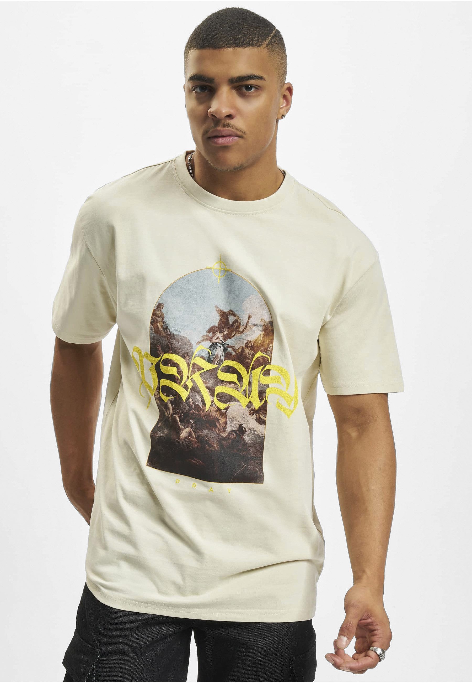 Upscale by Mister Tee Kurzarmshirt Upscale by Mister Tee Herren Pray Painting Oversize Tee (1-tlg)