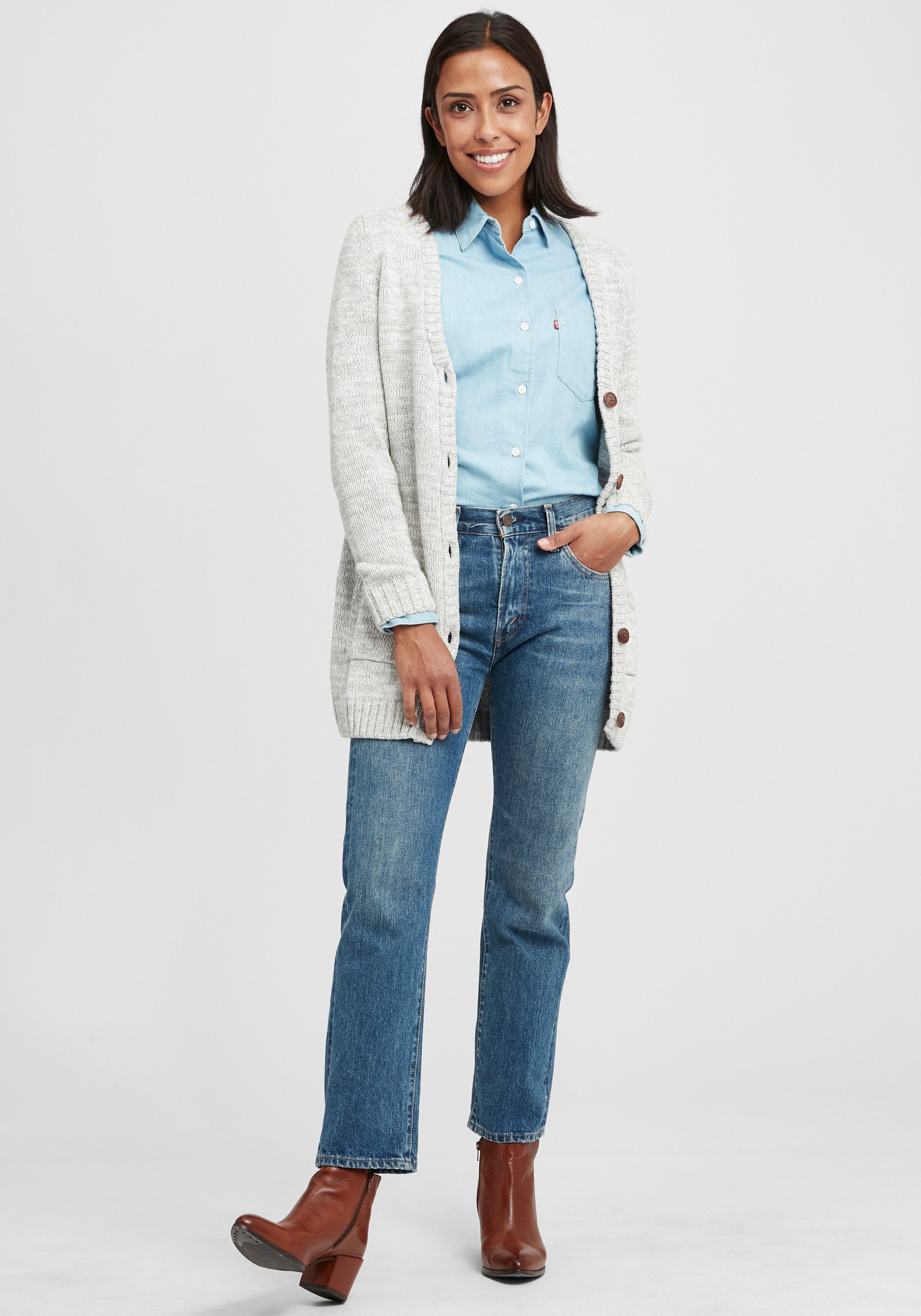 OXMO Strickjacke OXPhilemona Strickjacke mit Holzknopfleiste günstig online kaufen