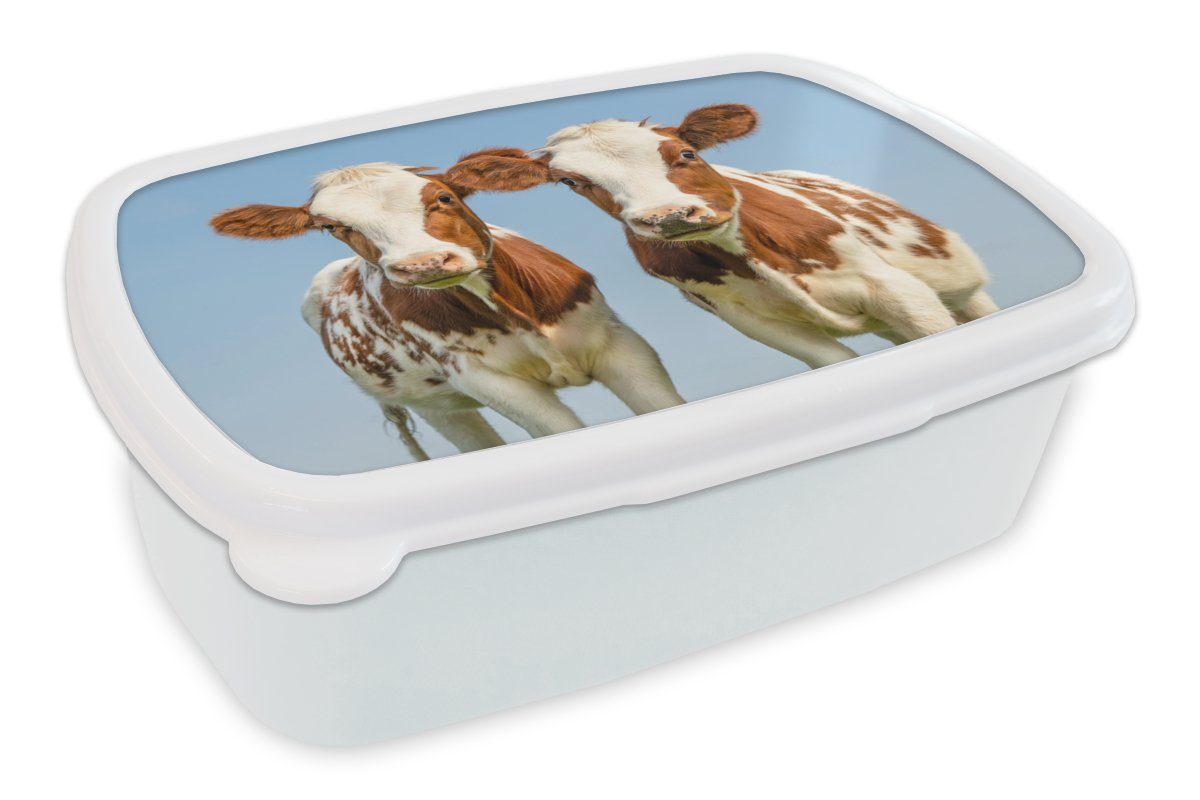MuchoWow Lunchbox Kühe - Himmel - Tiere - Bauernhof - Porträt, Kunststoff, (2-tlg), Brotbox für Kinder und Erwachsene, Brotdose, für Jungs und Mädchen weiß