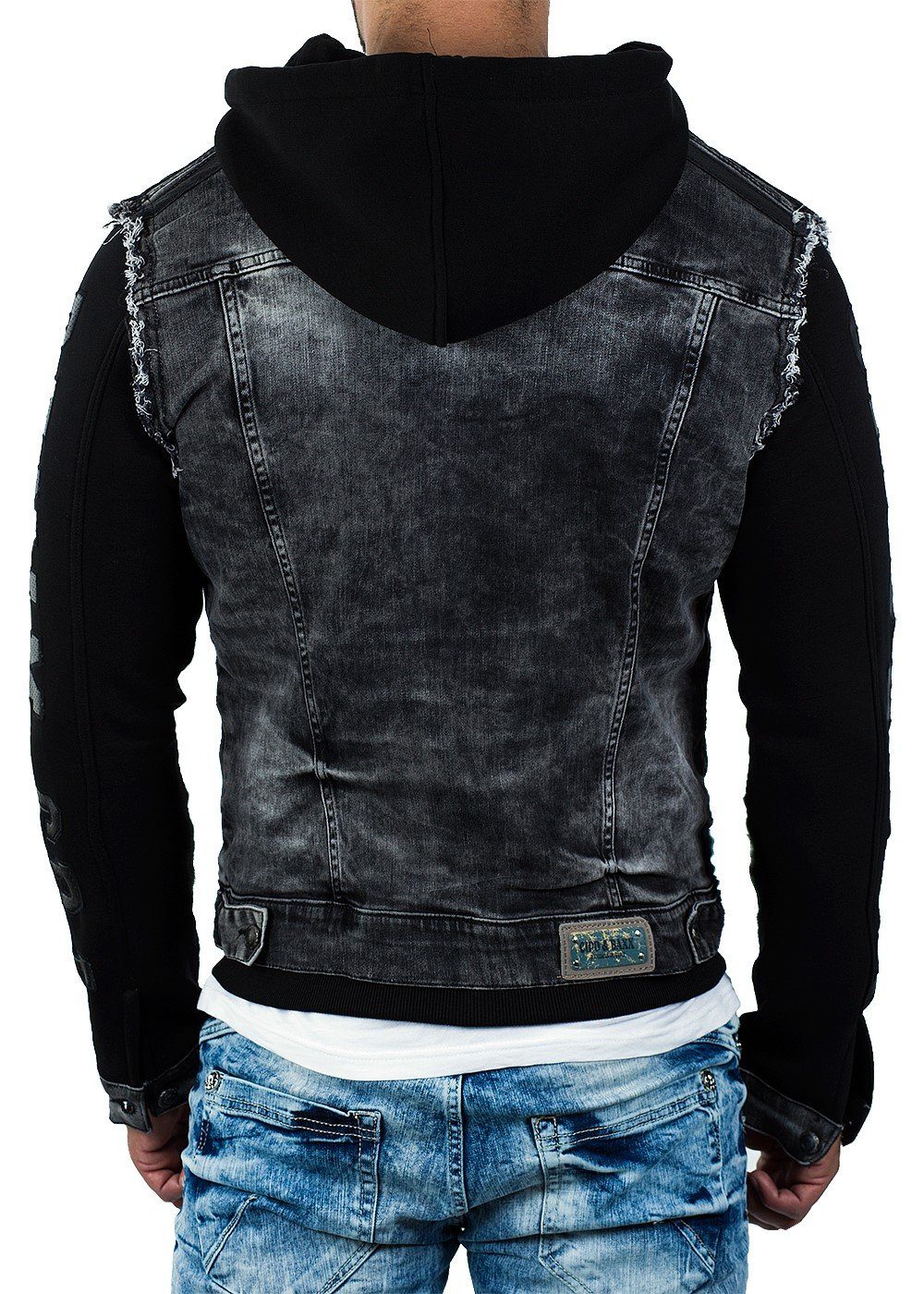 Cipo & Baxx Jeansjacke Kapuzen Sweatjacke im auffälligen Design mit Nieten günstig online kaufen