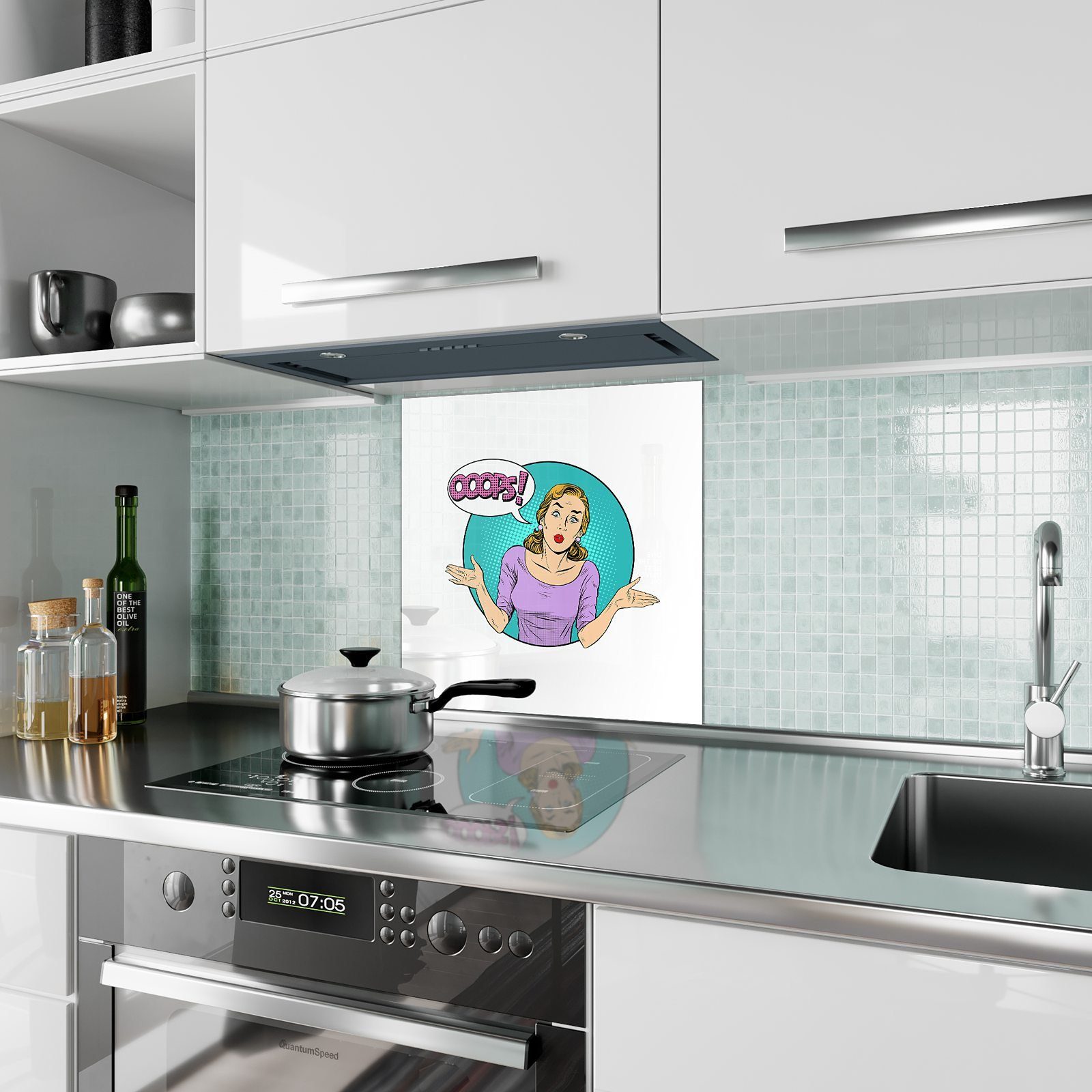 Überraschte Glas mit Primedeco Spritzschutz Küchenrückwand Motiv Küchenrückwand Frau