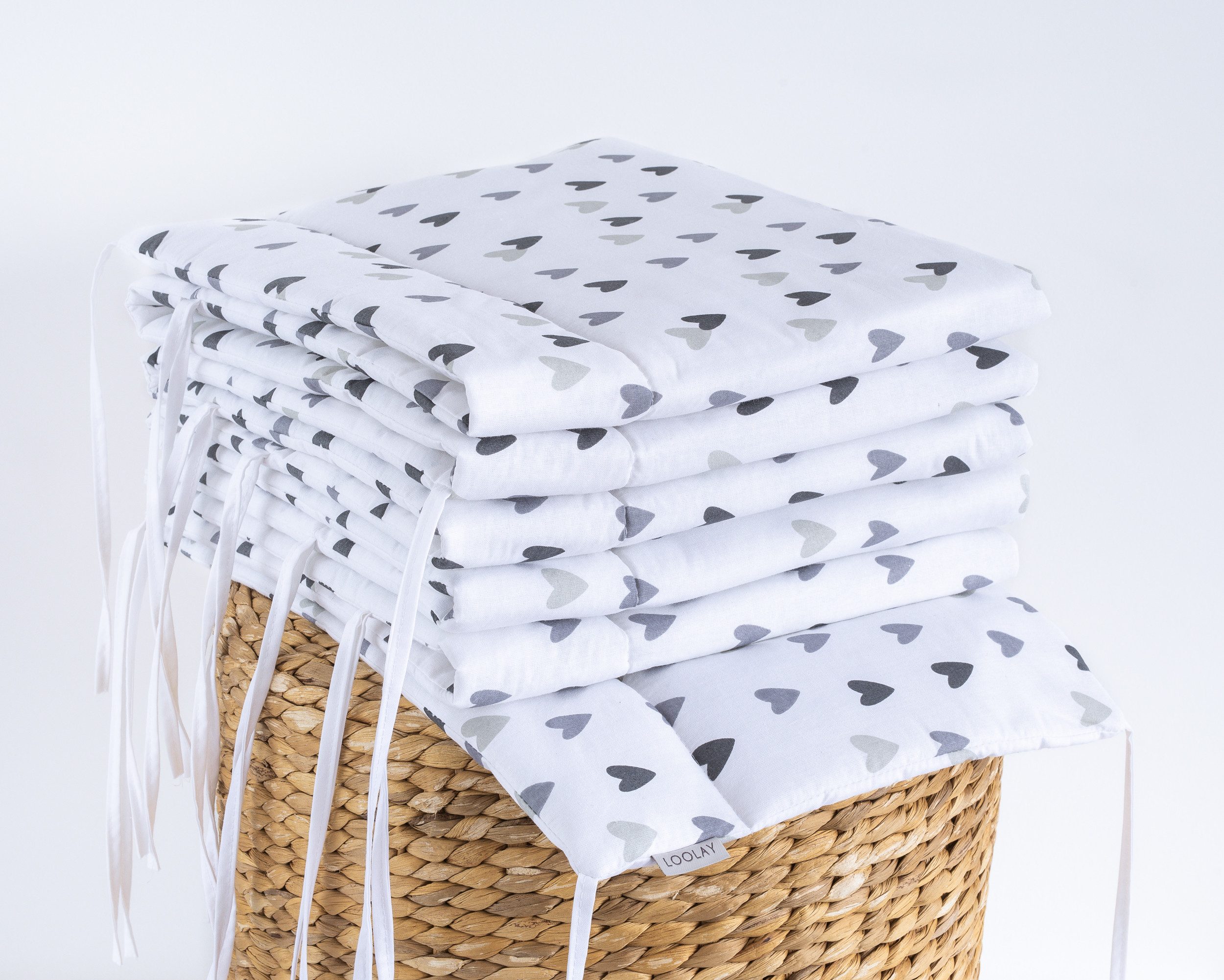 Loolay Bettnestchen 2026 TREND Muster Babybett BETTUMRANDUNG 420, 360, 210, 180 x 30cm, (Neugeborene Baby Erstausstattung PREMIUM Geschenk HASE, ROSE, IGEL, HERZ, Bärchen, Babybett Umrandung Kopfschutz Nestchen Babynest für Mädchen und Junge), 100% Europäische Stoffe und Kleinserien-Nähen! Geschenk!