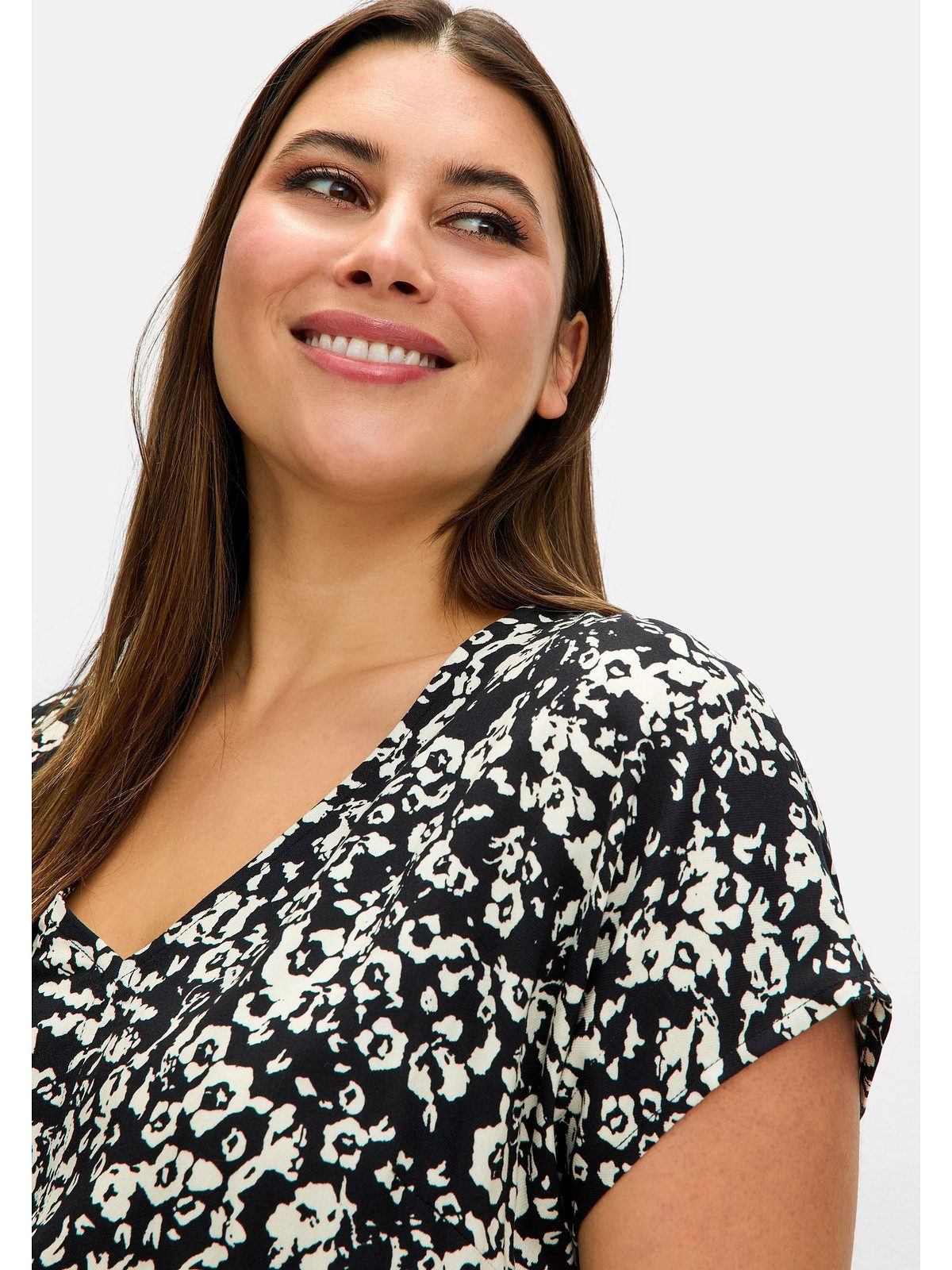 Sheego Sommerkleid Große Größen mit Smokbund und weitem Rock