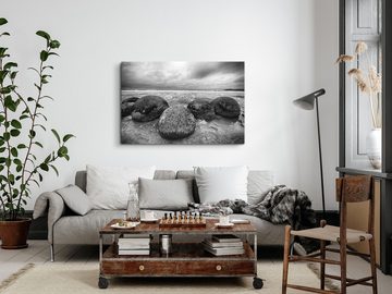 Sinus Art Leinwandbild 120x80cm Wandbild auf Leinwand Schwarz Weiß Neuseeland runde Felsen Me, (1 St)