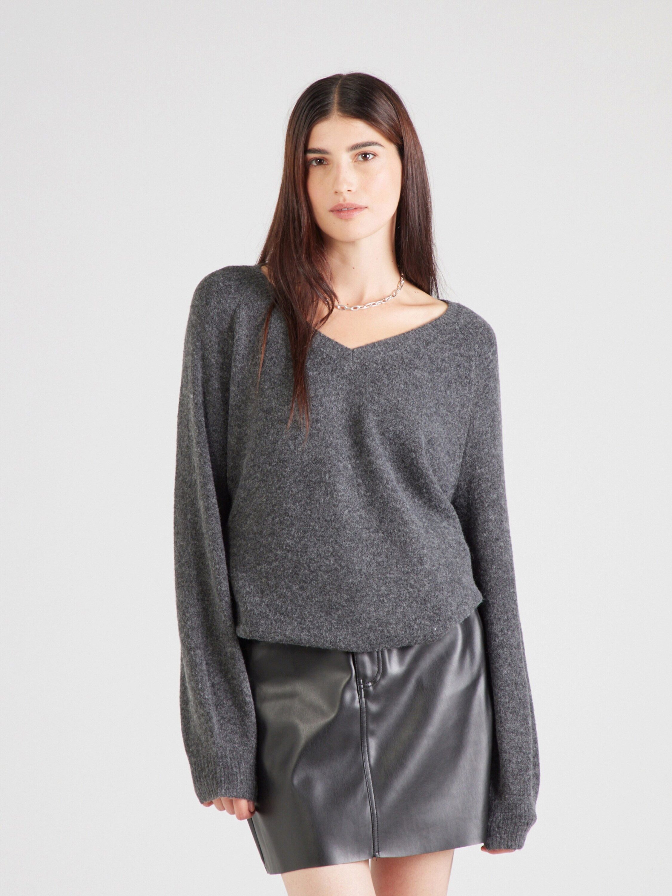 V-Ausschnitt-Pullover VMLEAF