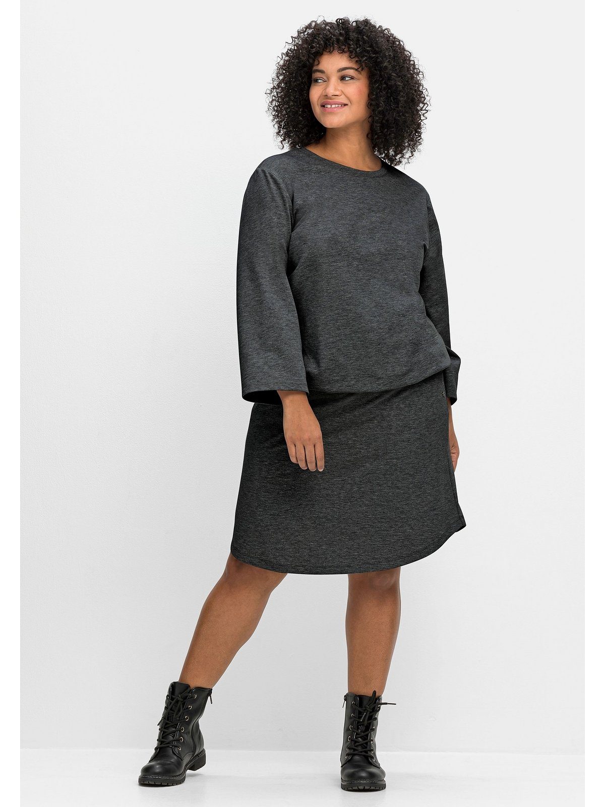 Sheego Jerseyrock Große Größen mit hohem Bund und seitlichen Taschen | Karoröcke