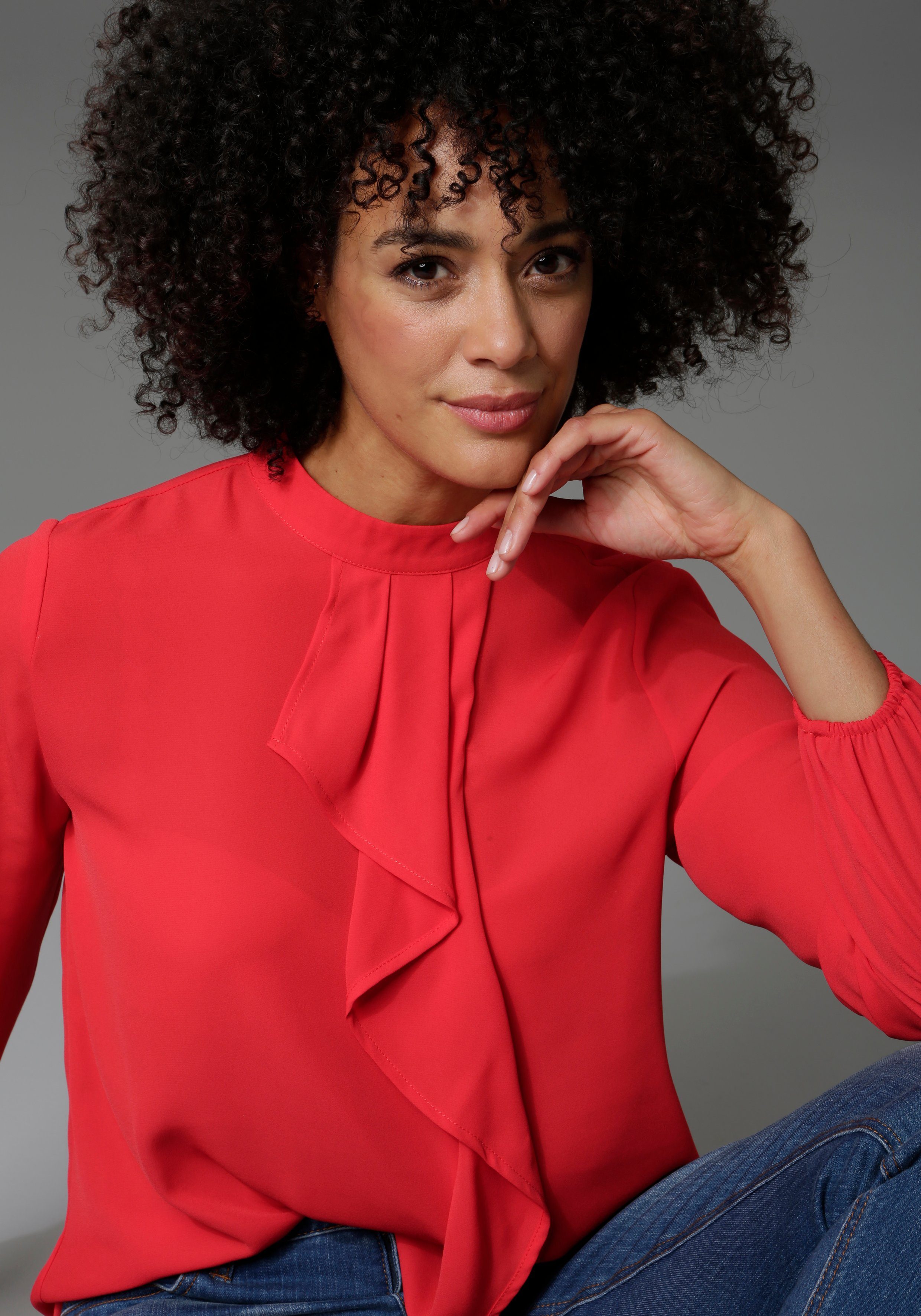 Aniston CASUAL Langarmbluse mit kleinem Volant im Vorderteil