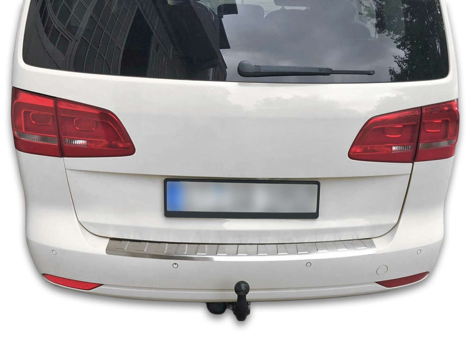 RECAMBO Ladekantenschutz für VW TOURAN 1T3, BJ 2010-2015 Stoßstangenschutz, V2A rostfrei, Exklusive Optik, praktischer Schutz & perfekte Passform