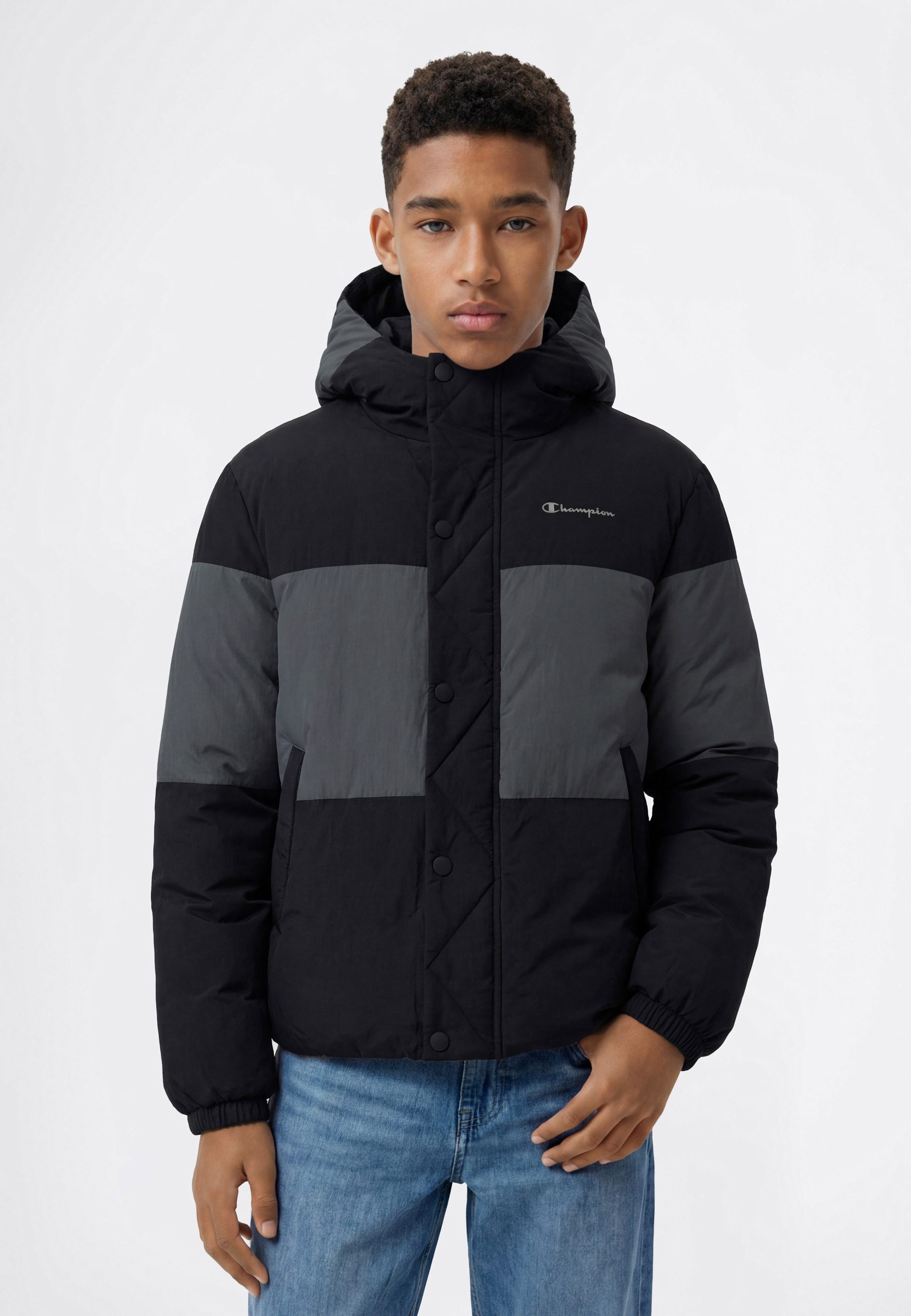 Champion Steppjacke SPORTWEAR JACKET Standard Fit mit Standard Fit, für Kinder, aus Polyamid