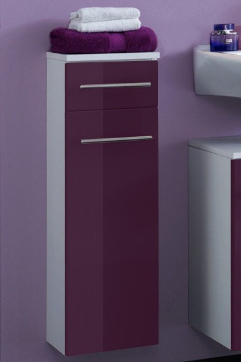 Basera® Unterschrank Ricarda 25 cm breit Korpus: weiß, Front: hochglanz dunkelviolett, Badezimmermöbel